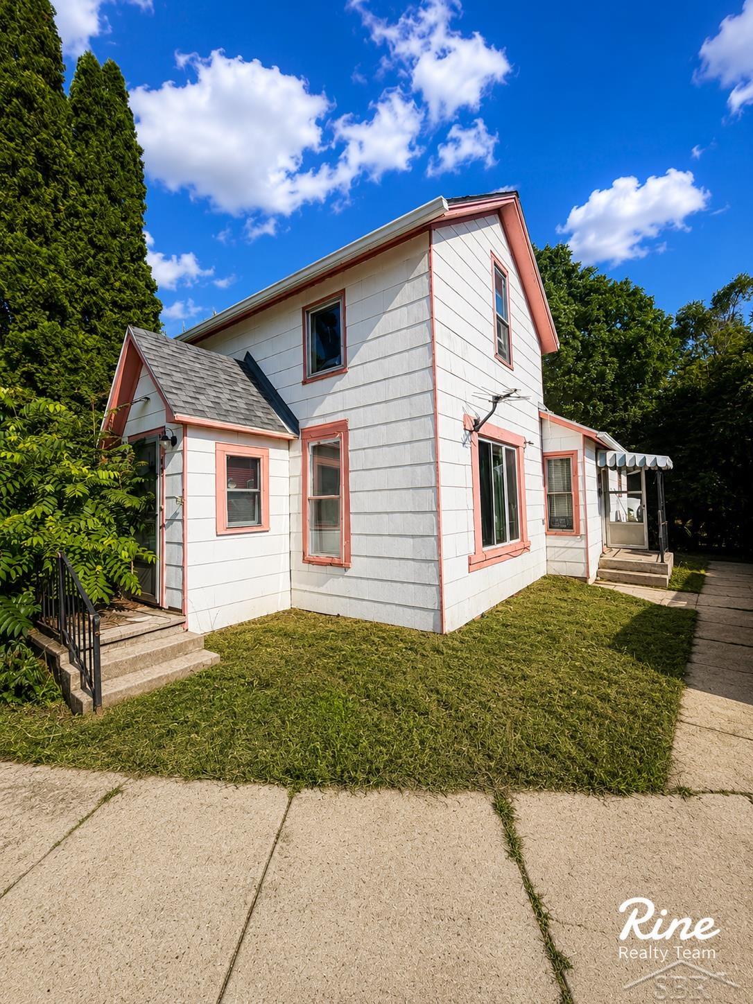 42 W Main ST