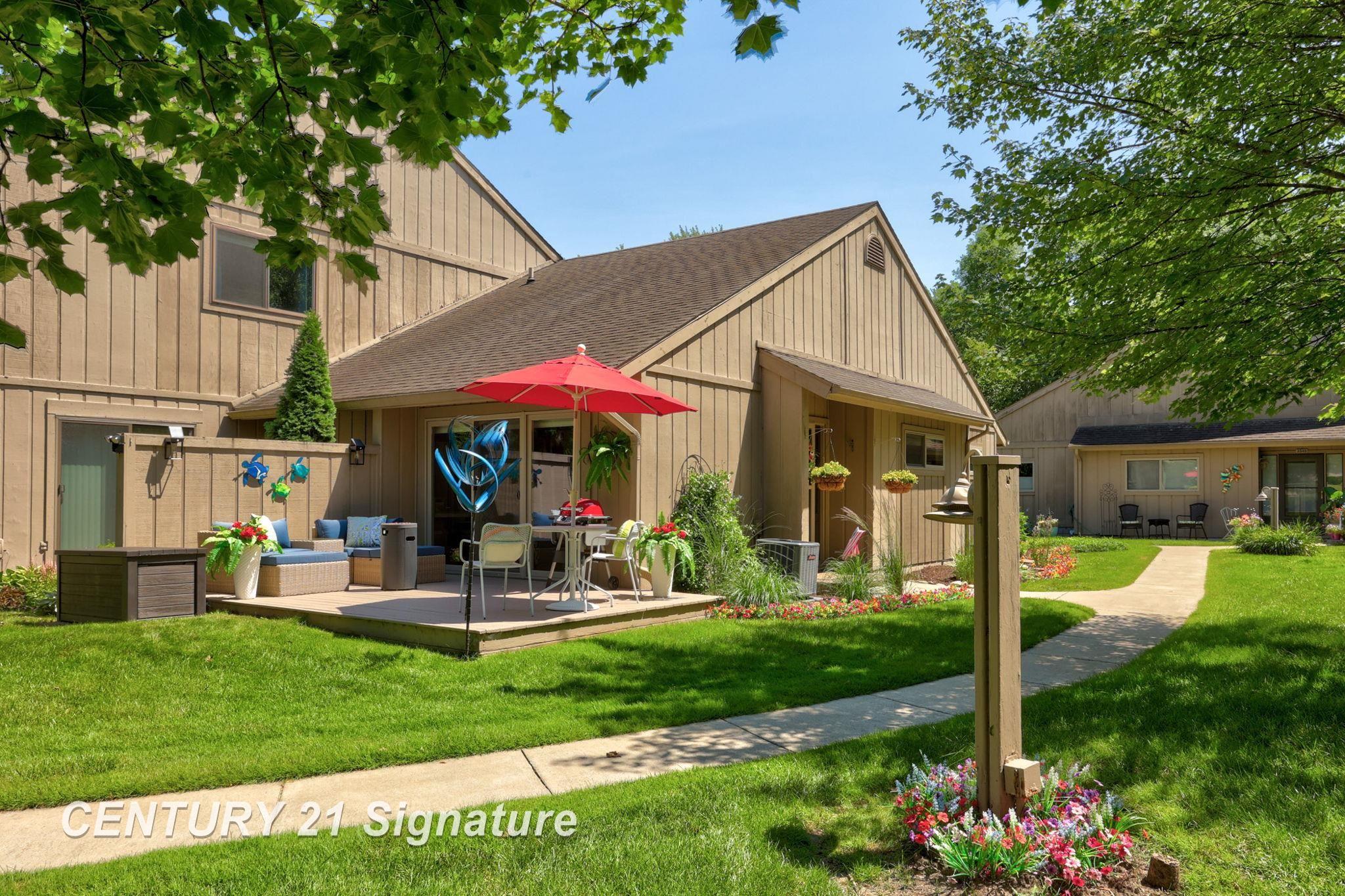 2353 Bay Woods CT
