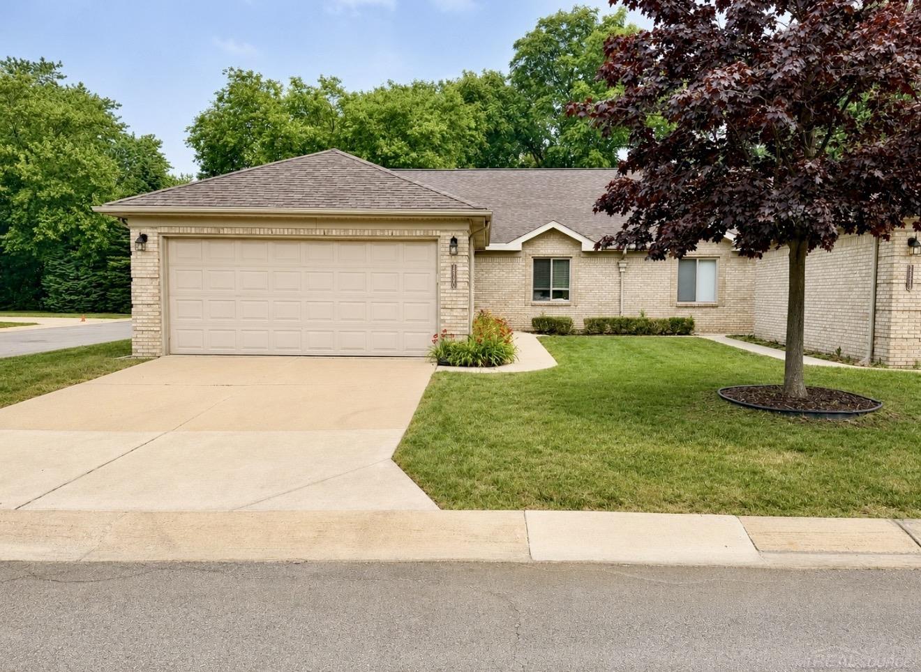 35300 Silver Maple DR