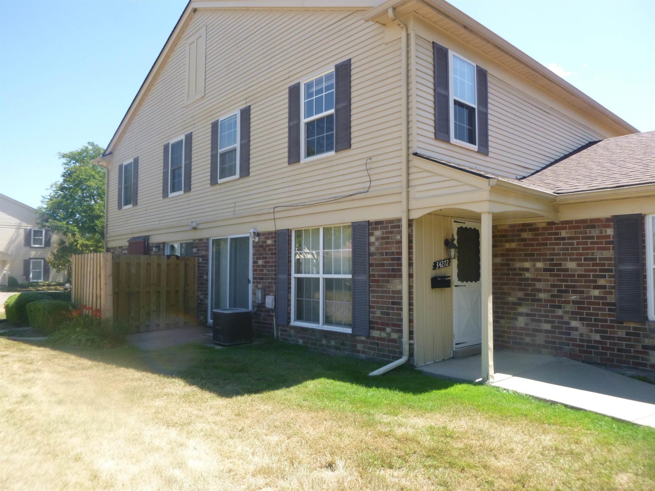 34272 Garfield CIR