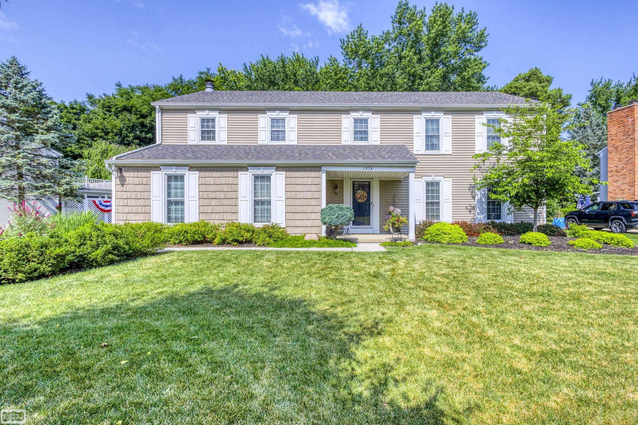 1374 E Horseshoe Bend DR
