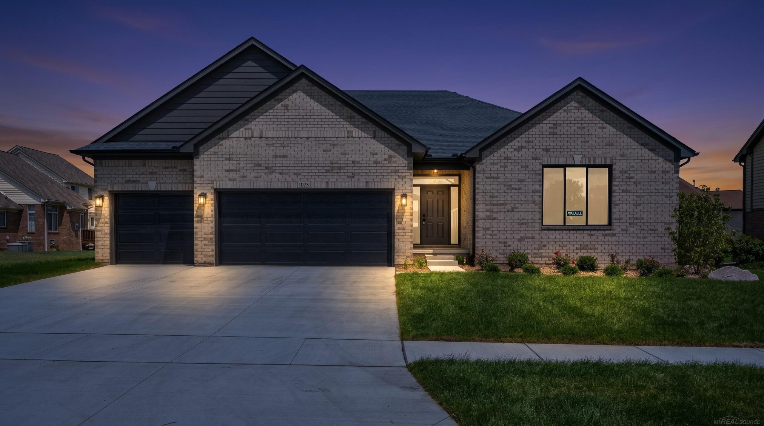 1073 Williamson CIR