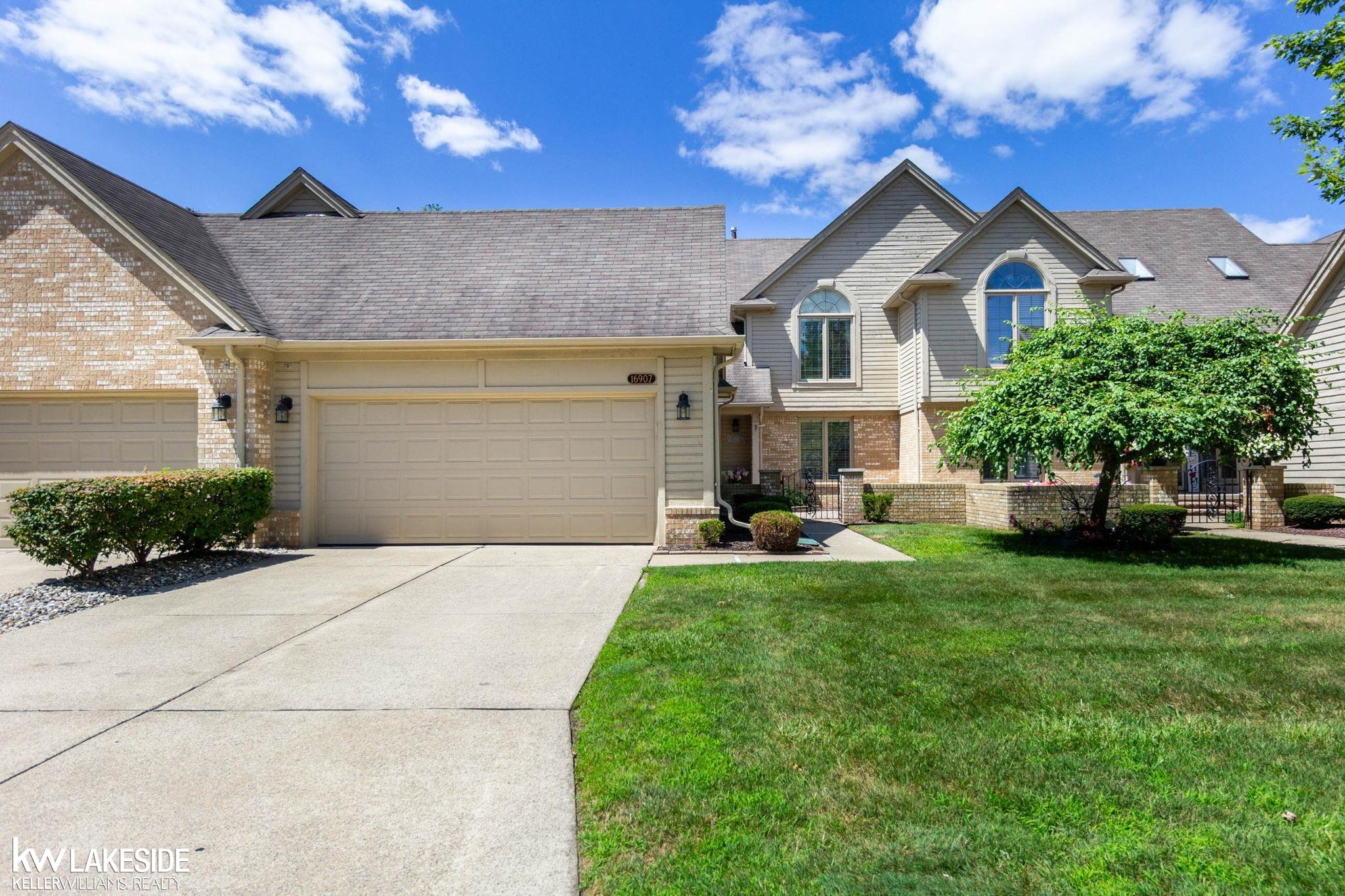 16907 Driftwood DR