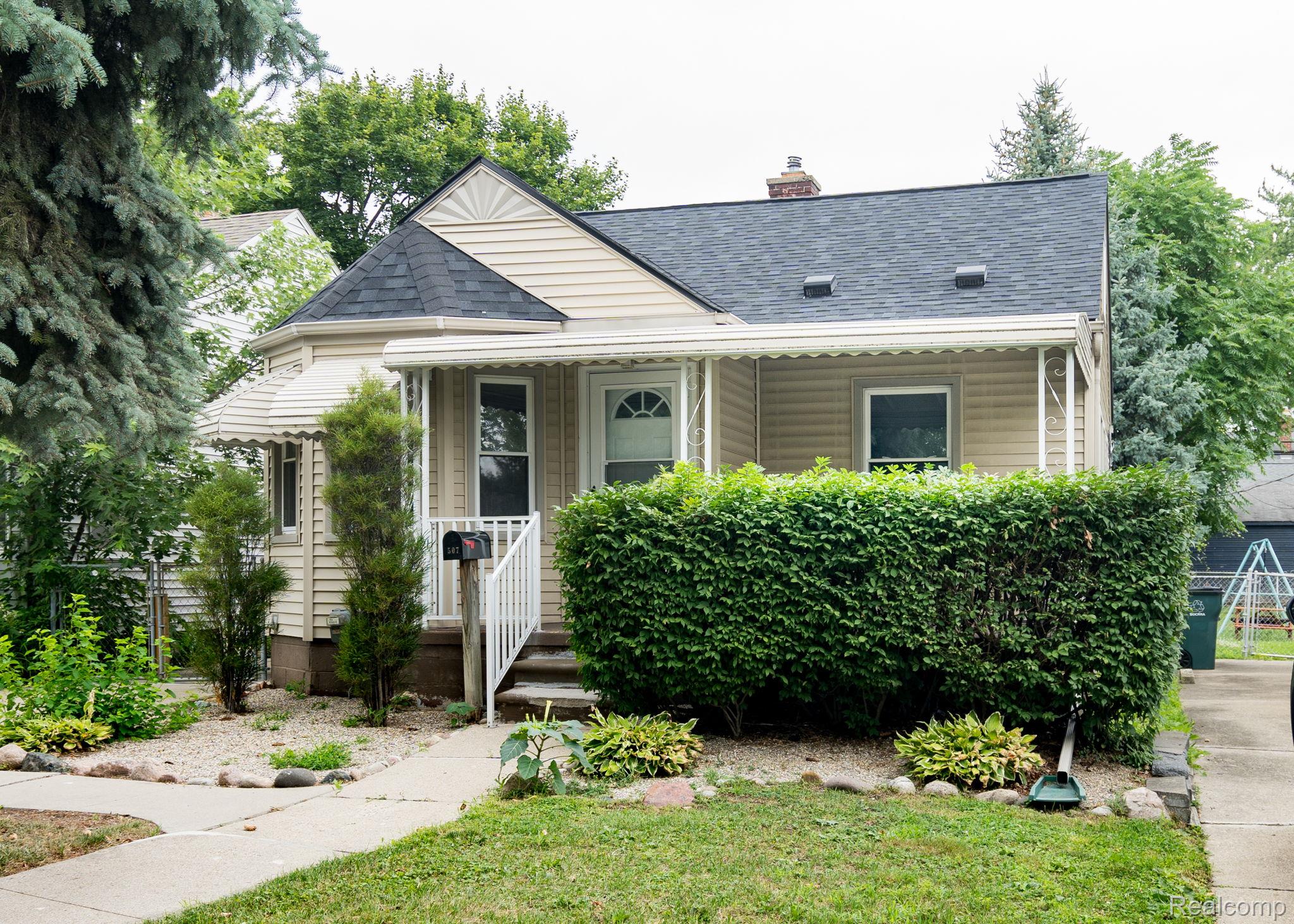 507, Spencer, Ferndale, Michigan, 48220