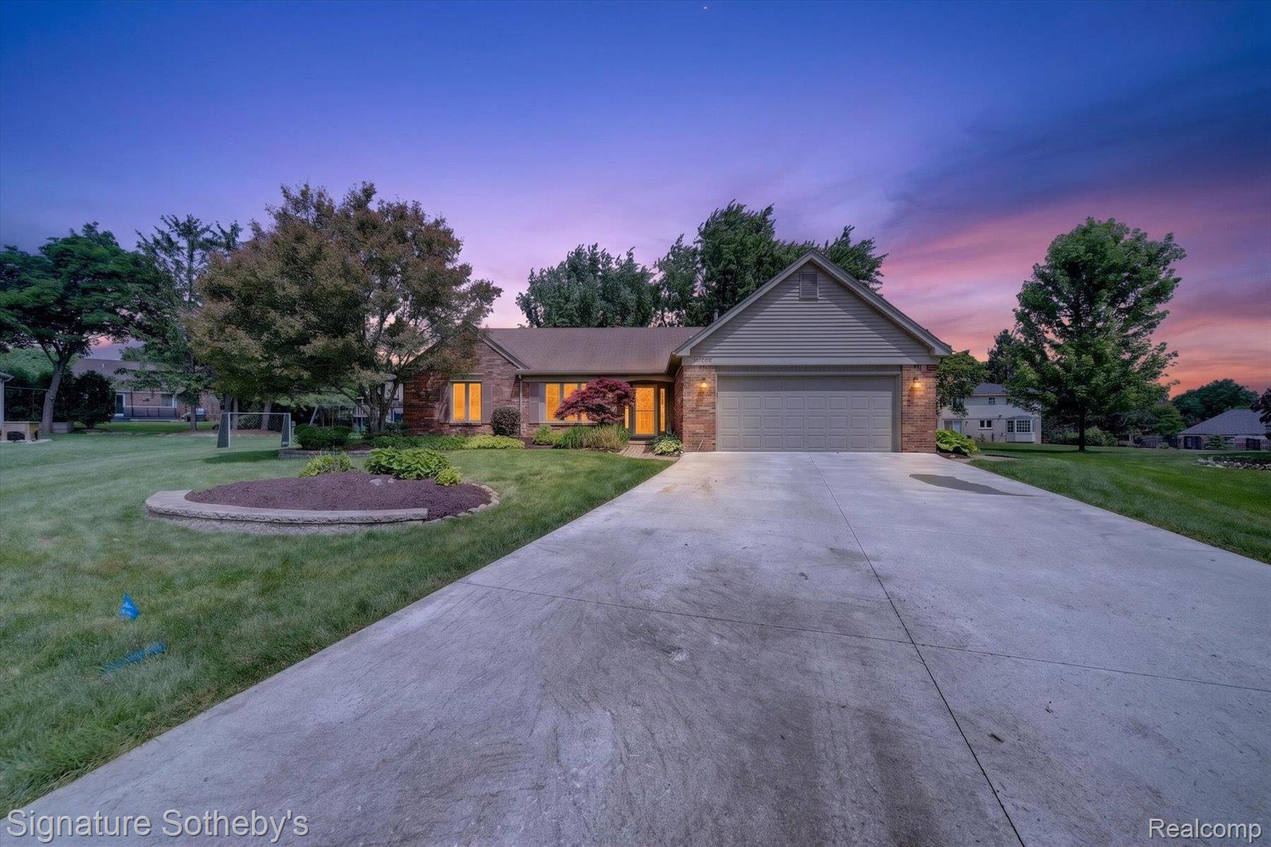 23499, Winthrop, Novi, Michigan, 48375