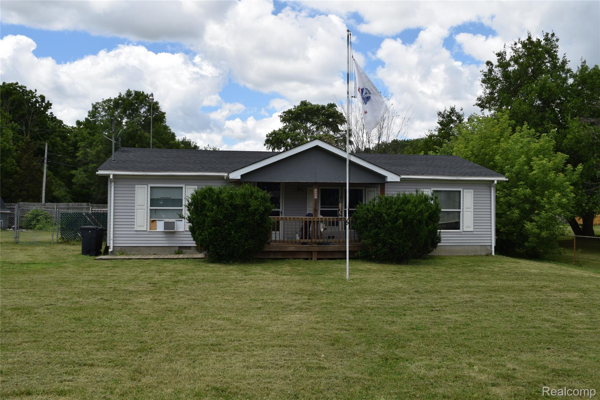 2140, Dye, Flint, Michigan, 48532