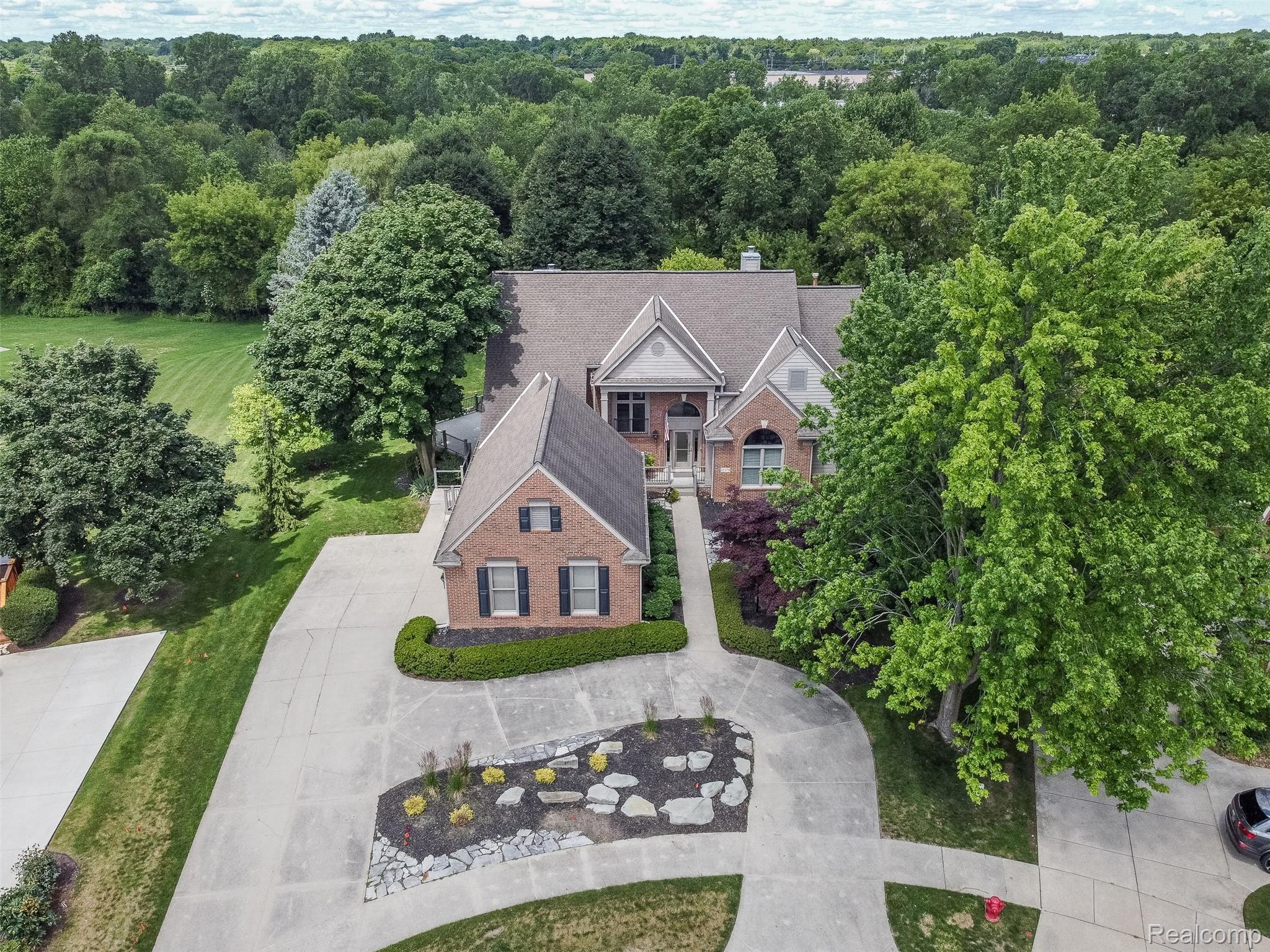 21579, Trent, Novi, Michigan, 48375