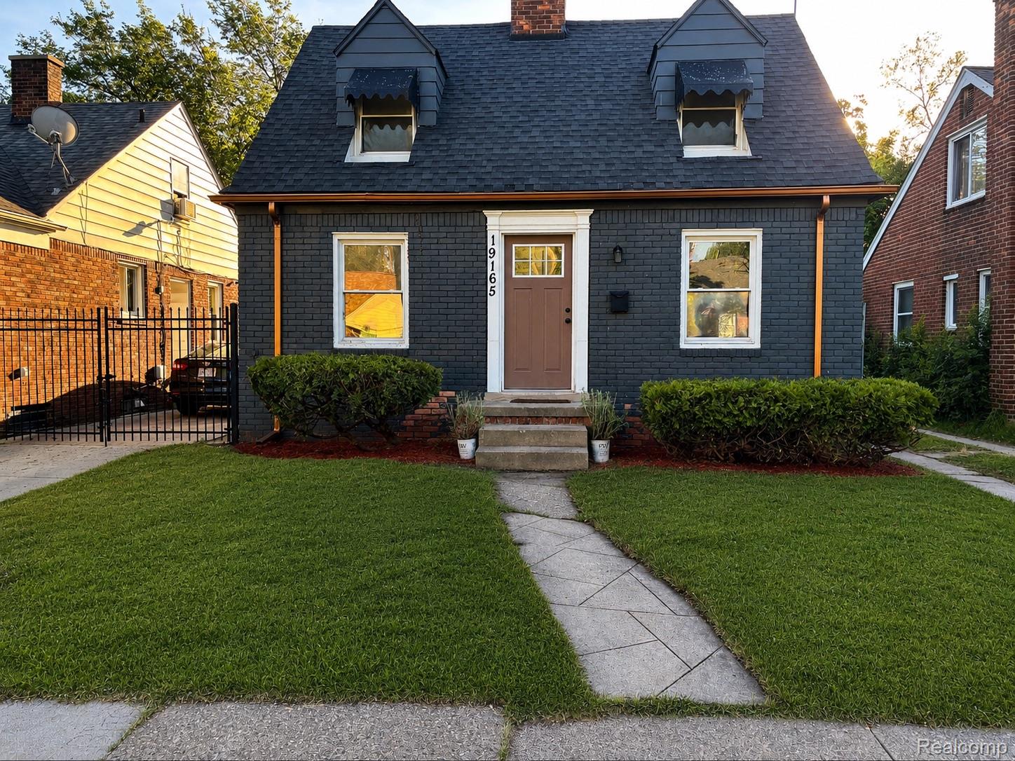 19165, Rutherford, Detroit, Michigan, 48235