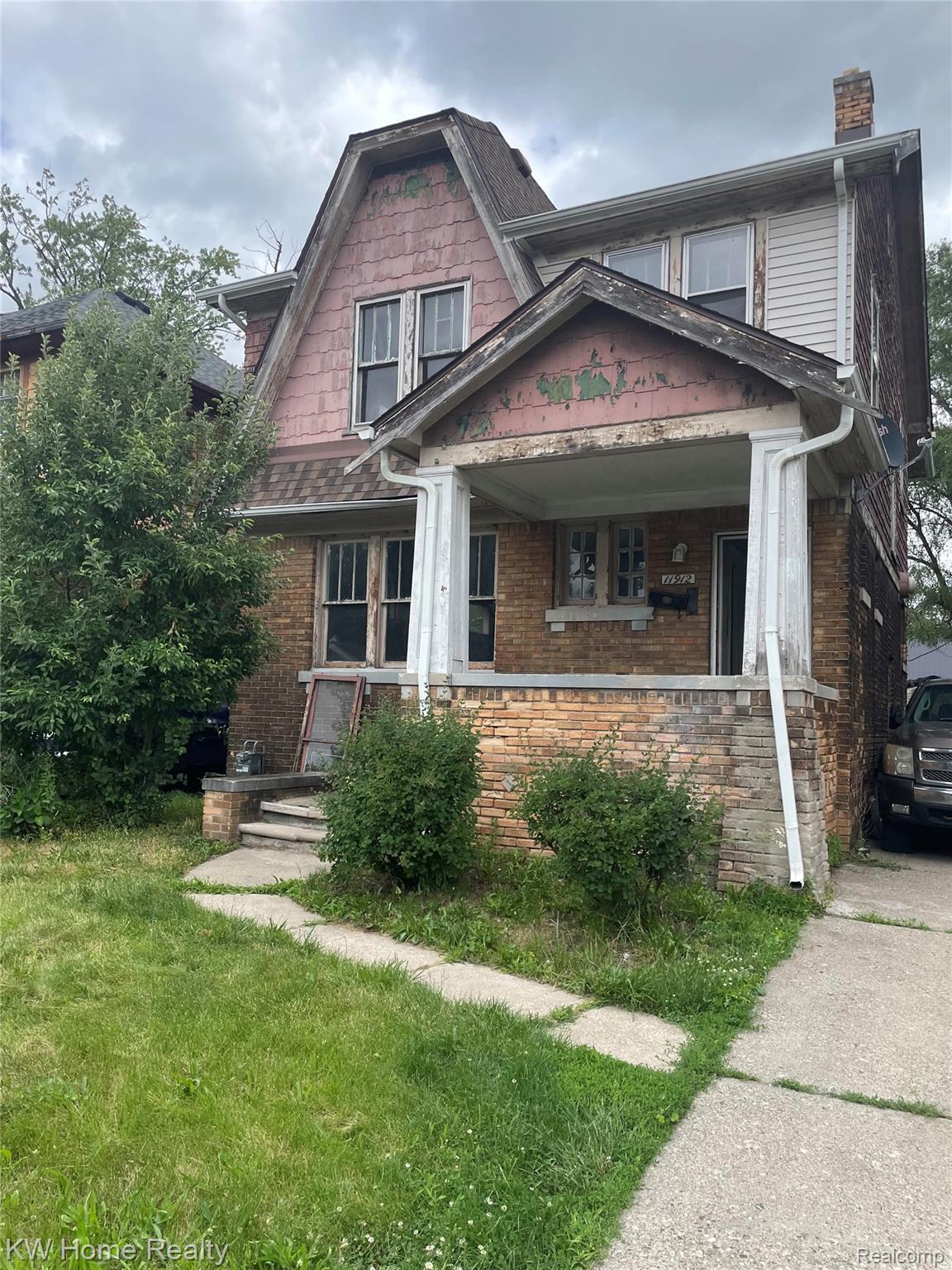 11912, Wisconsin, Detroit, Michigan, 48204