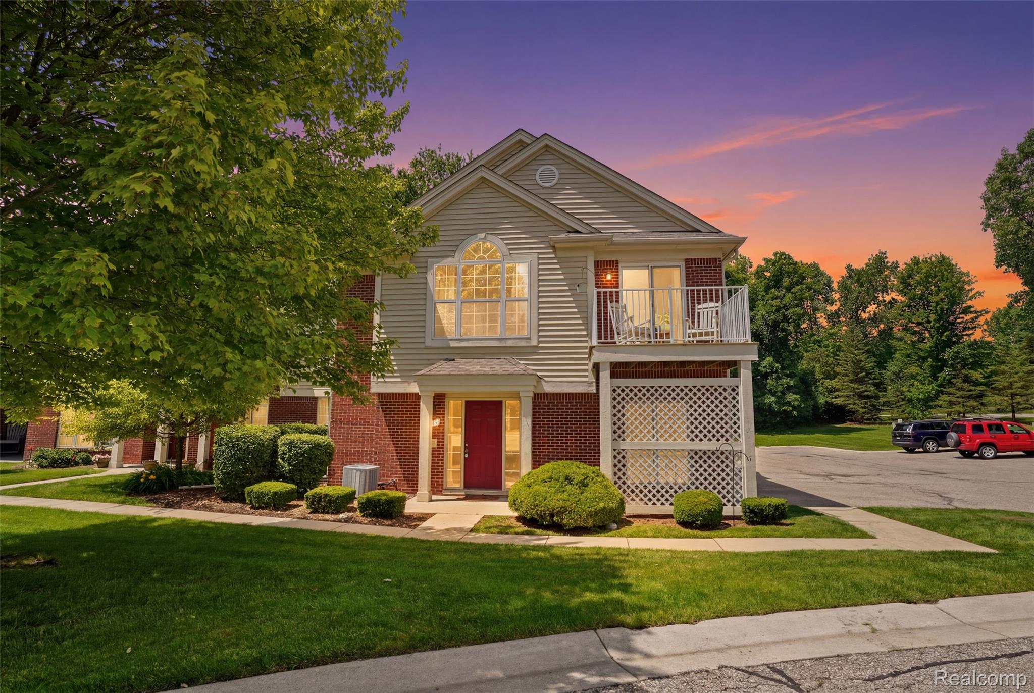 1668, Deepwood, Rochester, Michigan, 48307