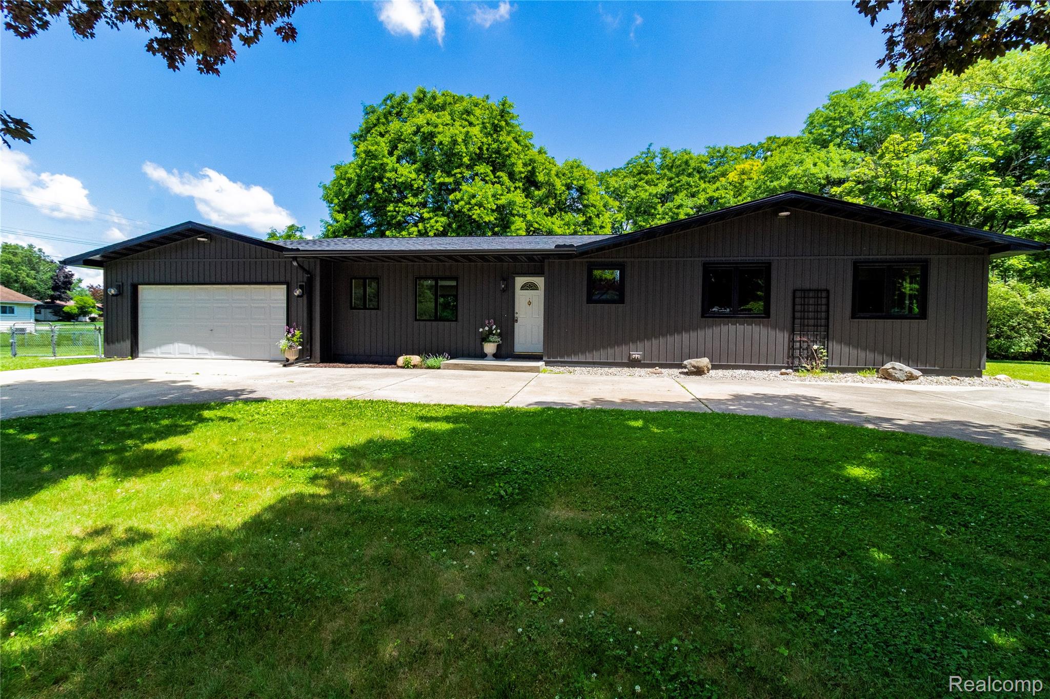 1138, Baldwin, Lapeer, Michigan, 48446