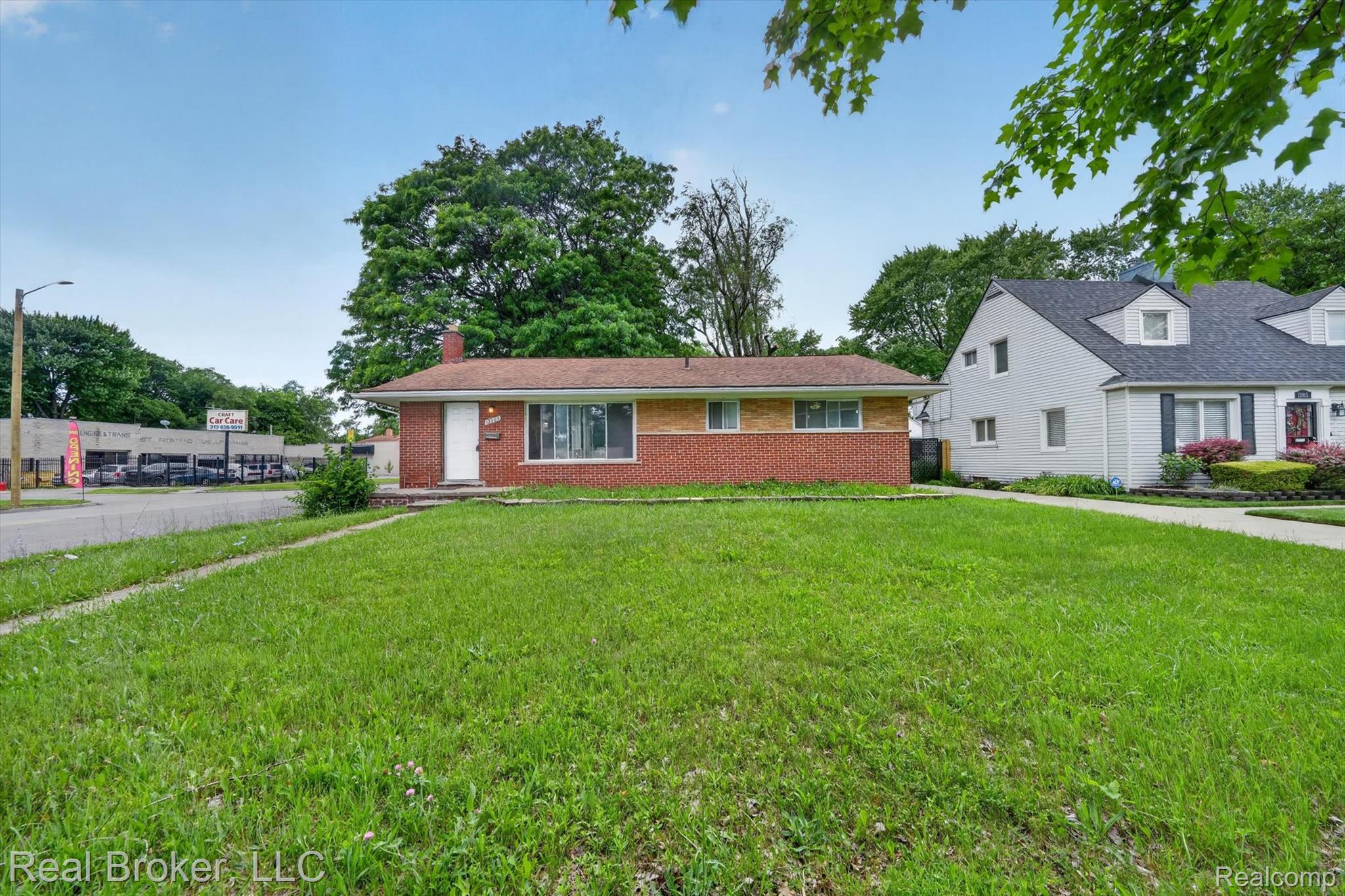 13905, Longacre, Detroit, Michigan, 48227