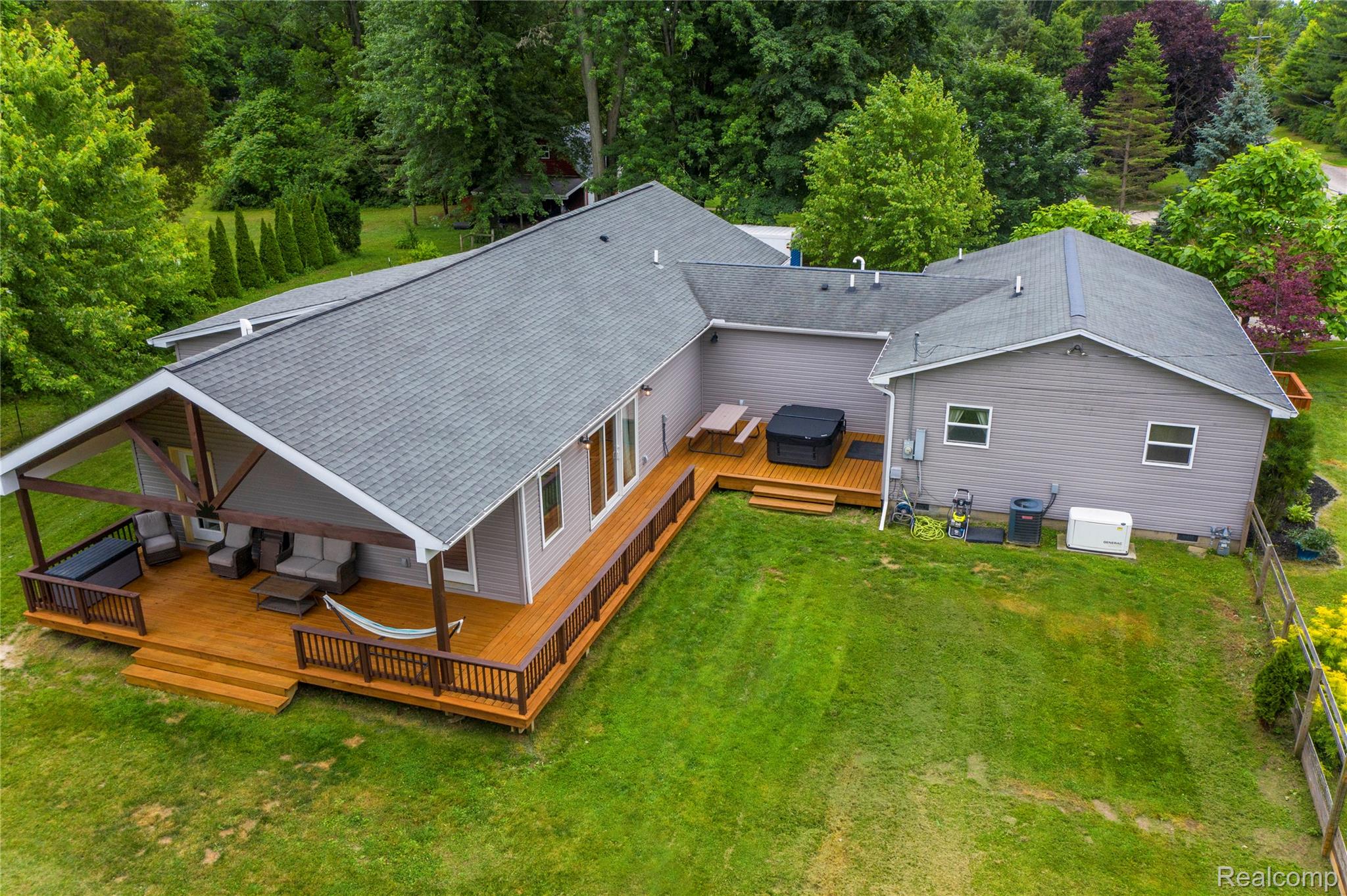 12100, Wilson, Carleton, Michigan, 48117