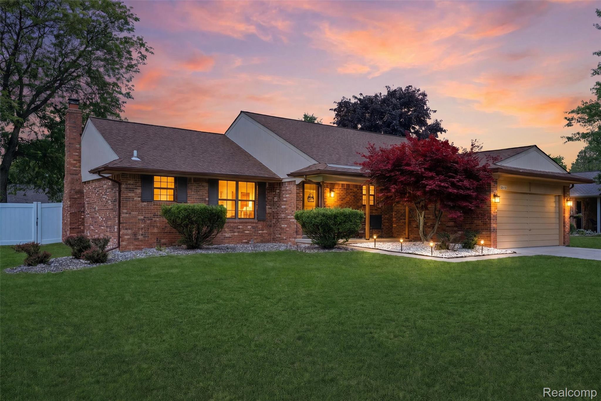 38833, Reo, Livonia, Michigan, 48154