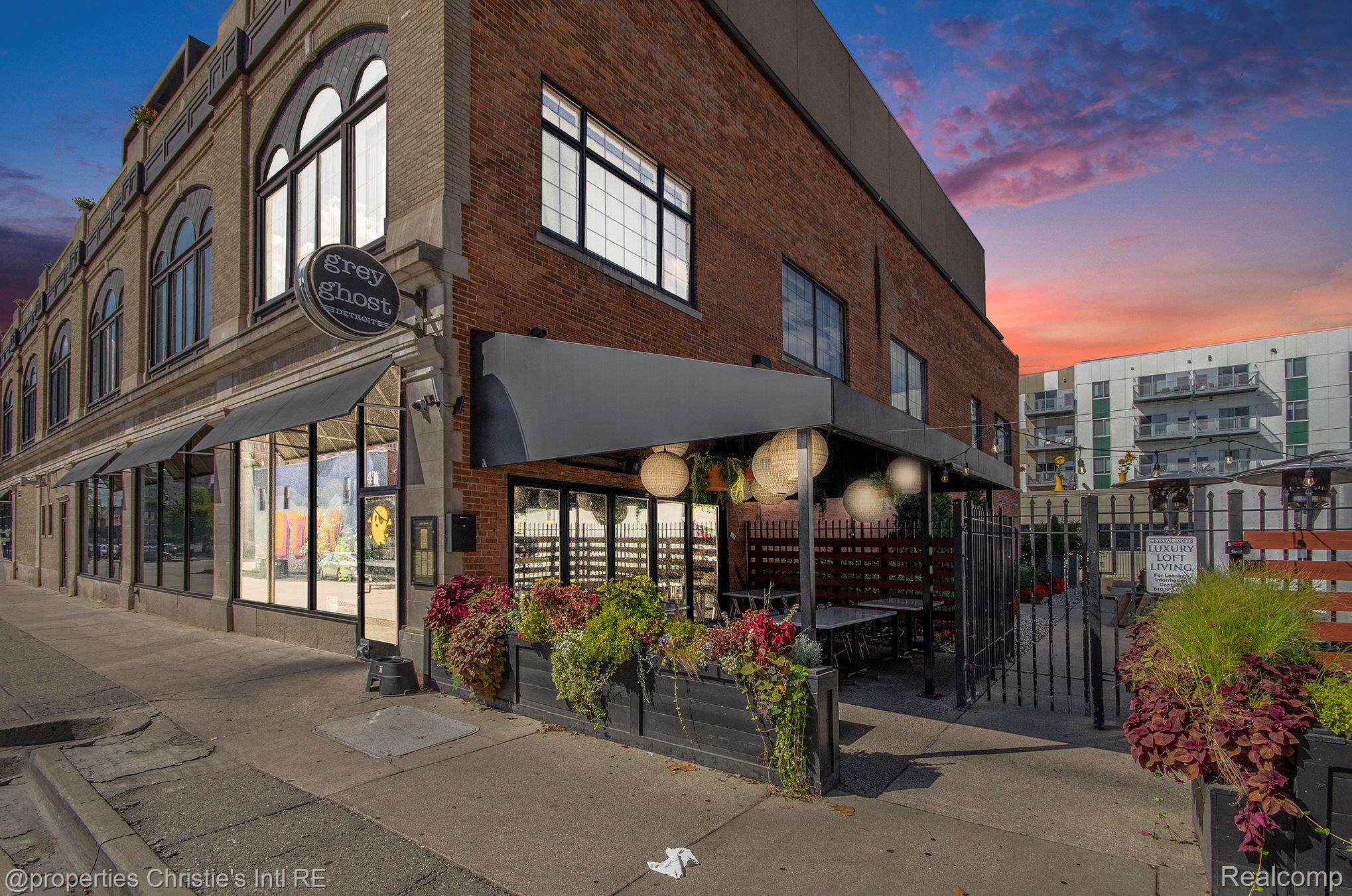 3100, Woodward, #202, Detroit, Michigan, 48201