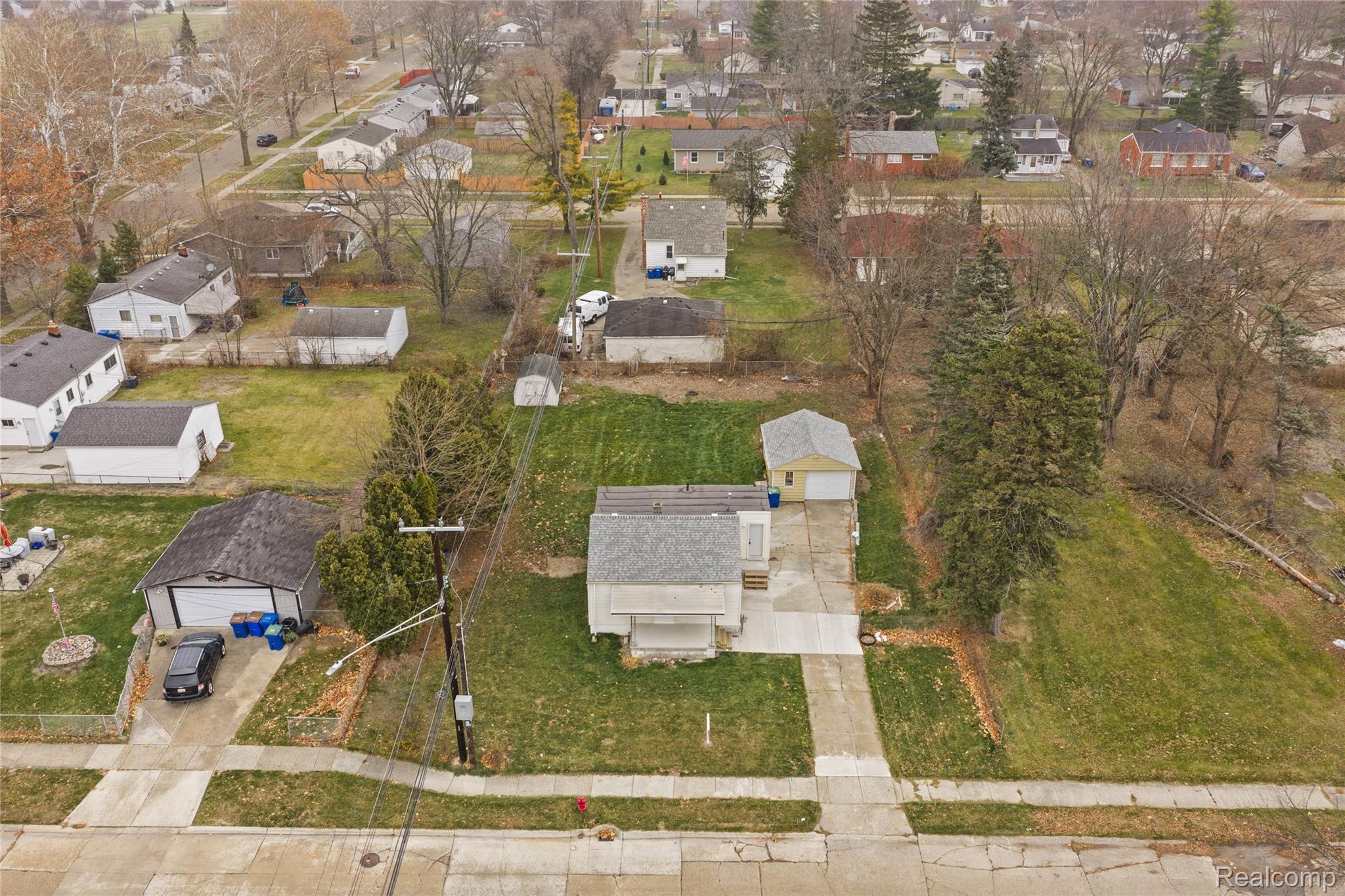 21118, Wellington, E, Warren, Michigan, 48089