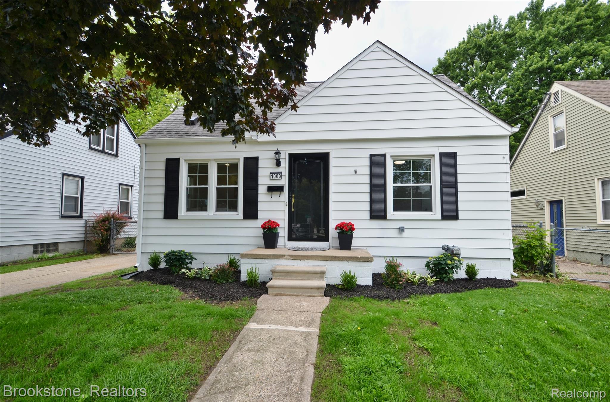 1000, Campbell, Royal Oak, Michigan, 48067