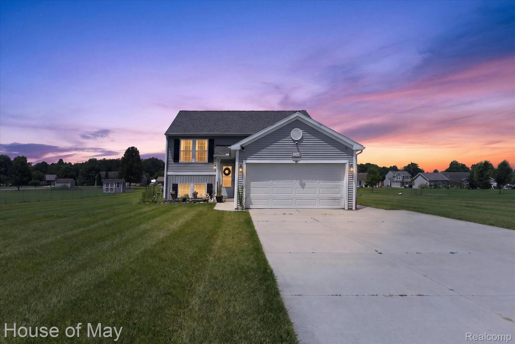 51348, Chardonnay, Paw Paw, Michigan, 49079