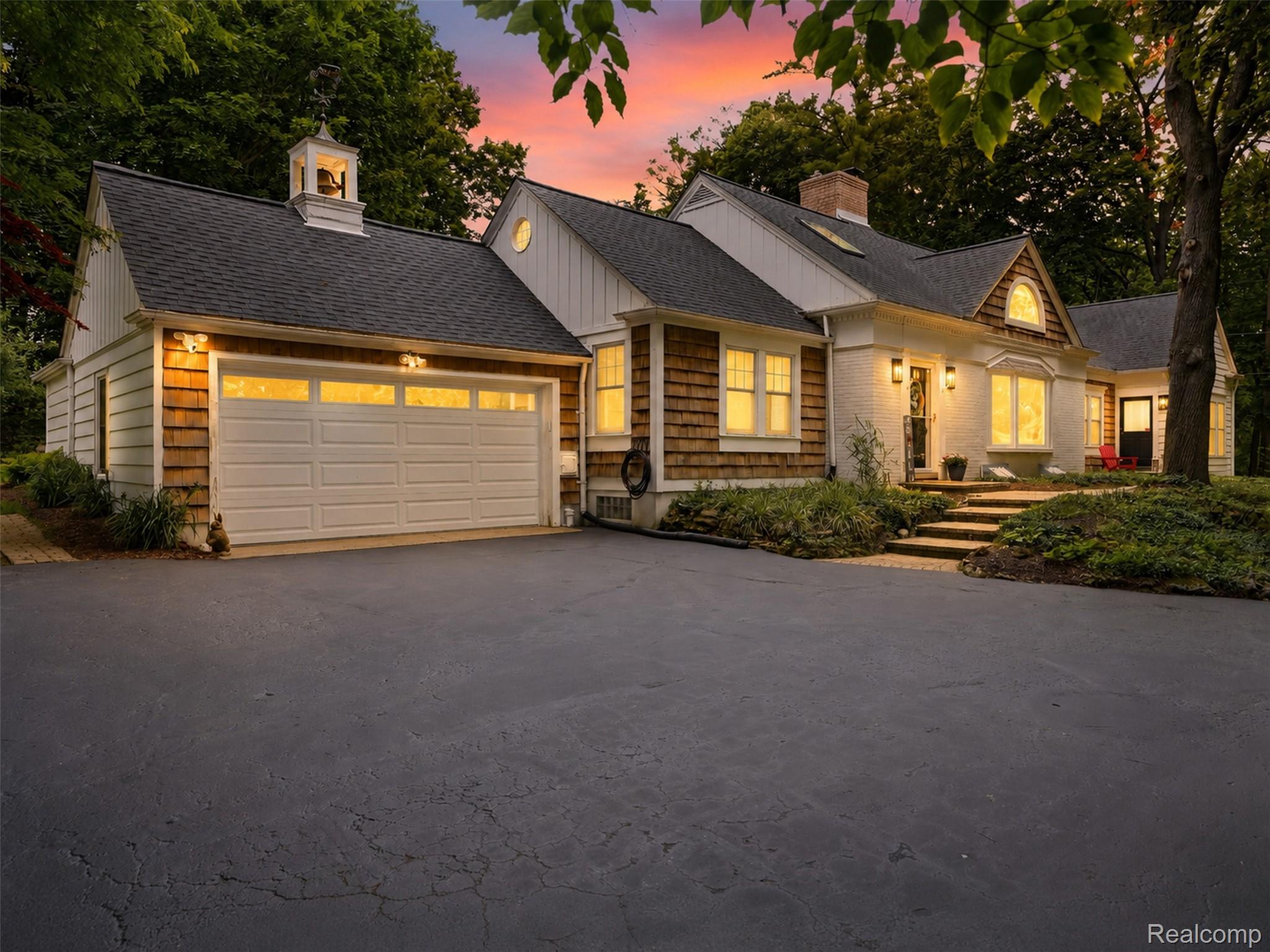 27310, Crestwood, Franklin, Michigan, 48025