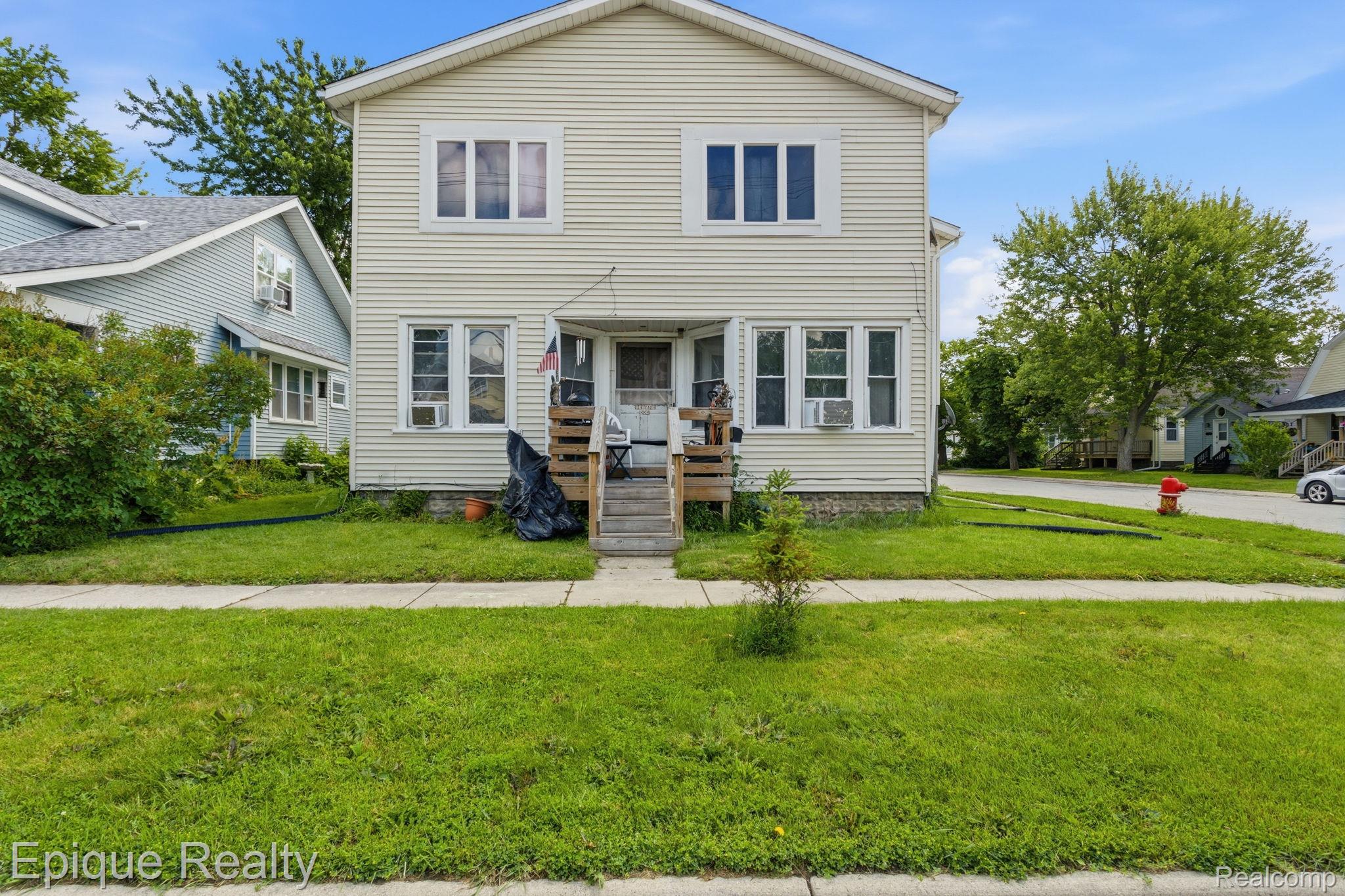 1334, 13th, Port Huron, Michigan, 48060