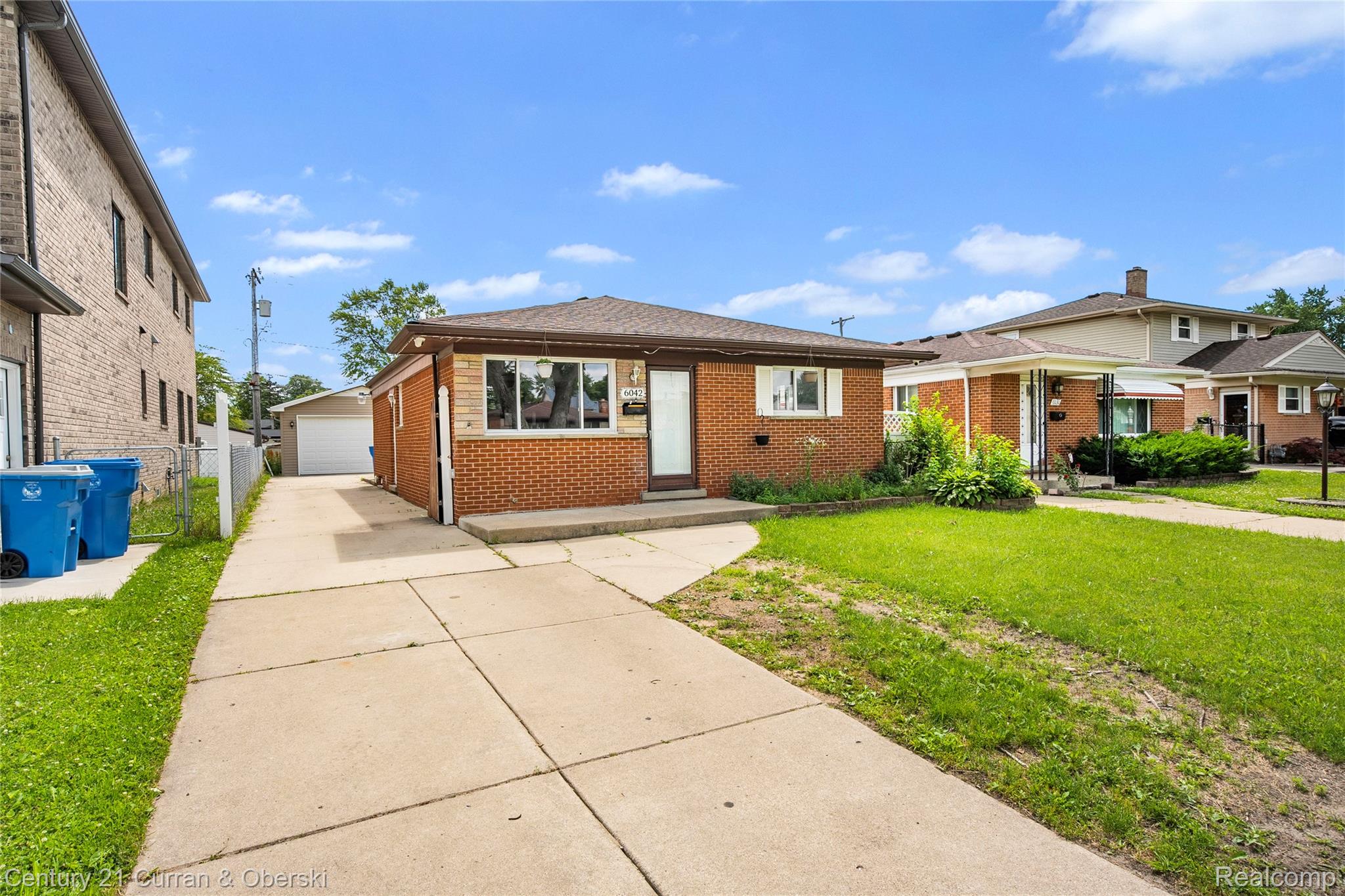 6042, Highview, Dearborn Heights, Michigan, 48127