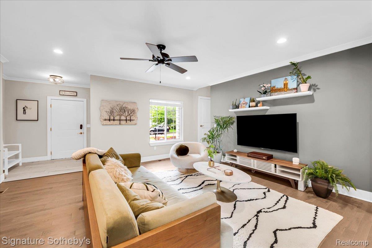 3210, Harvard, Royal Oak, Michigan, 48073