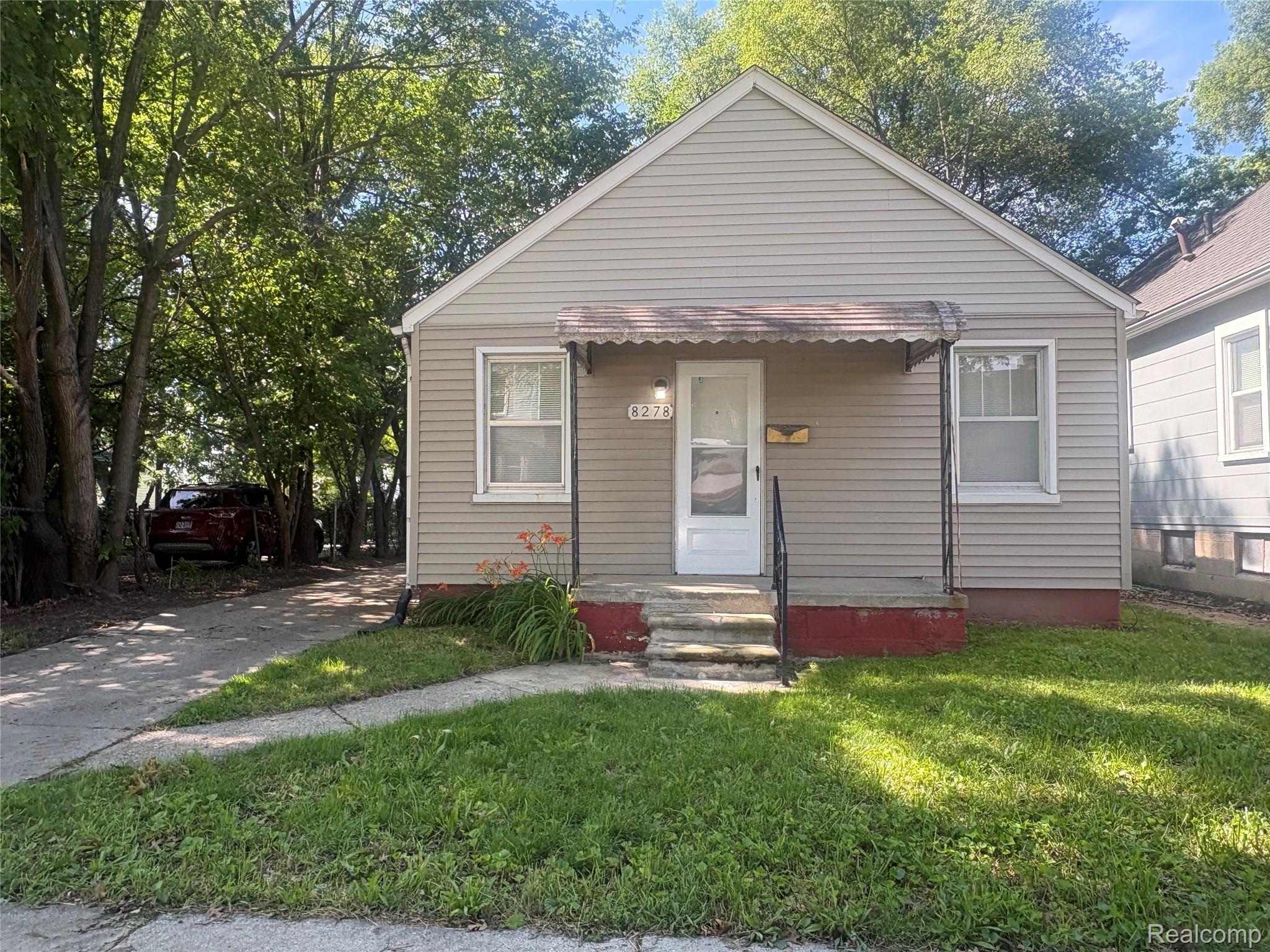 8278, Jackson, Warren, Michigan, 48089