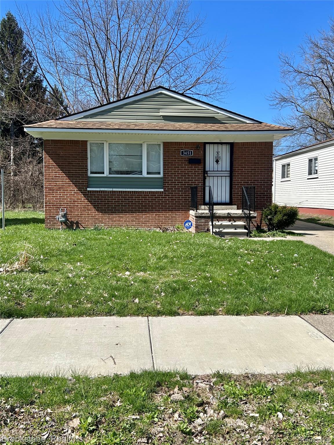 3451, Maxwell, Detroit, Michigan, 48214