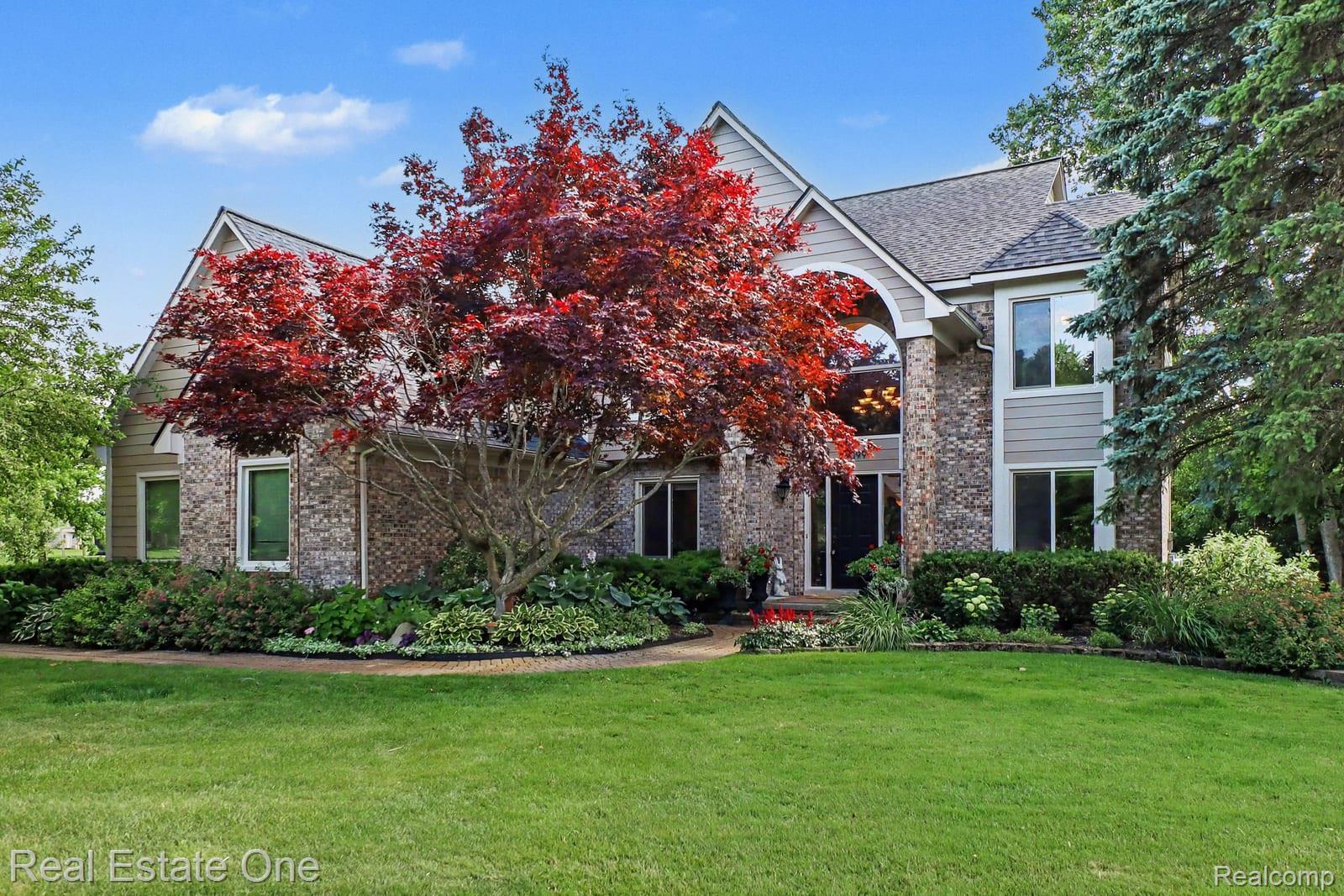 24899, Nottingham, Novi, Michigan, 48374