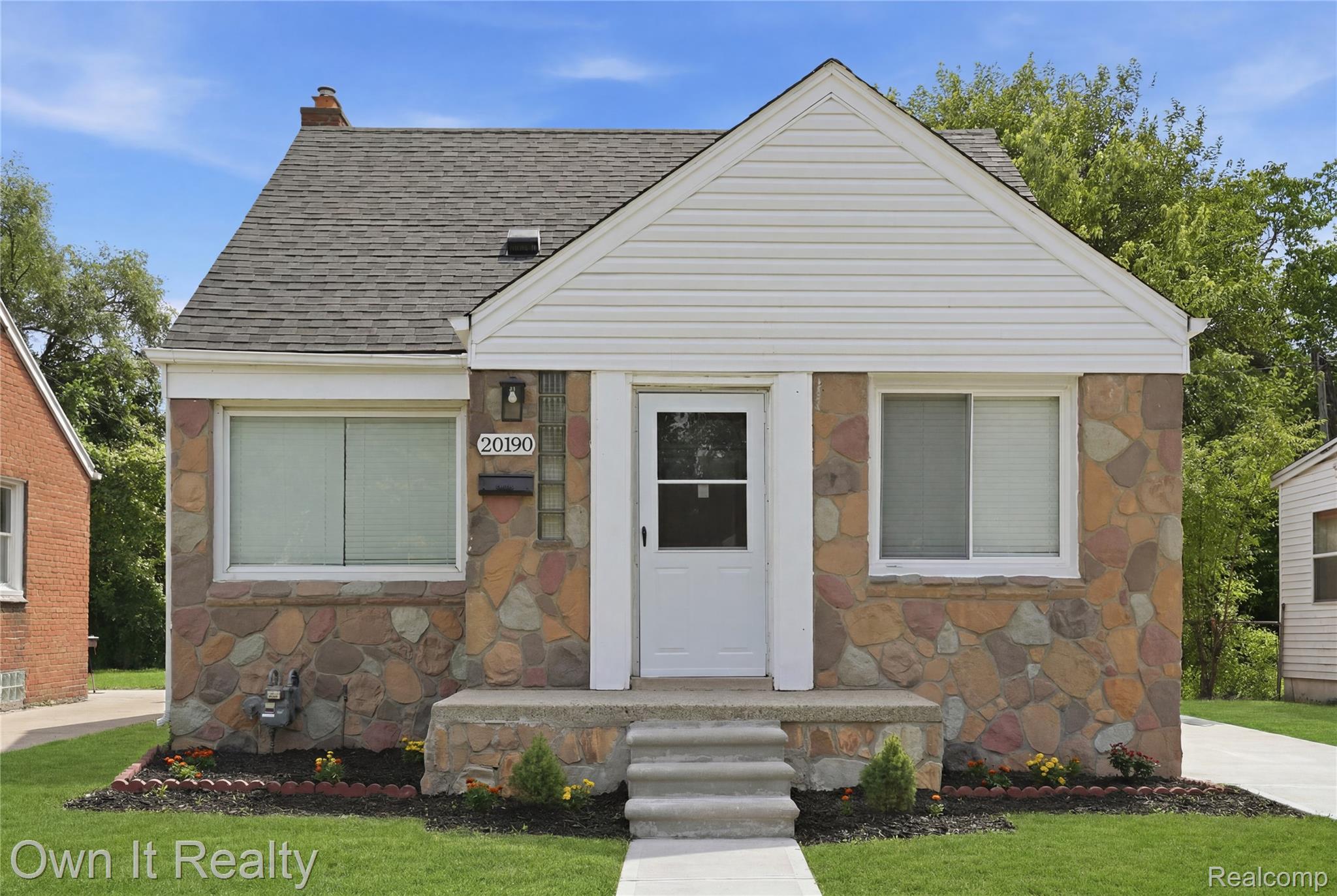 20190, Stansbury, Detroit, Michigan, 48235