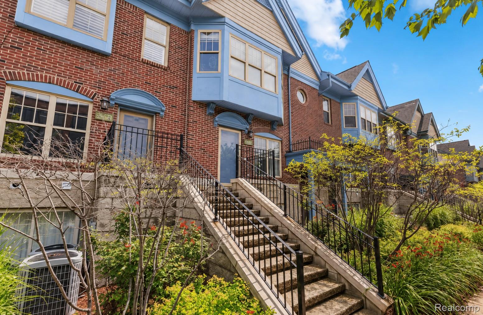 2520, Woodward, Detroit, Michigan, 48201
