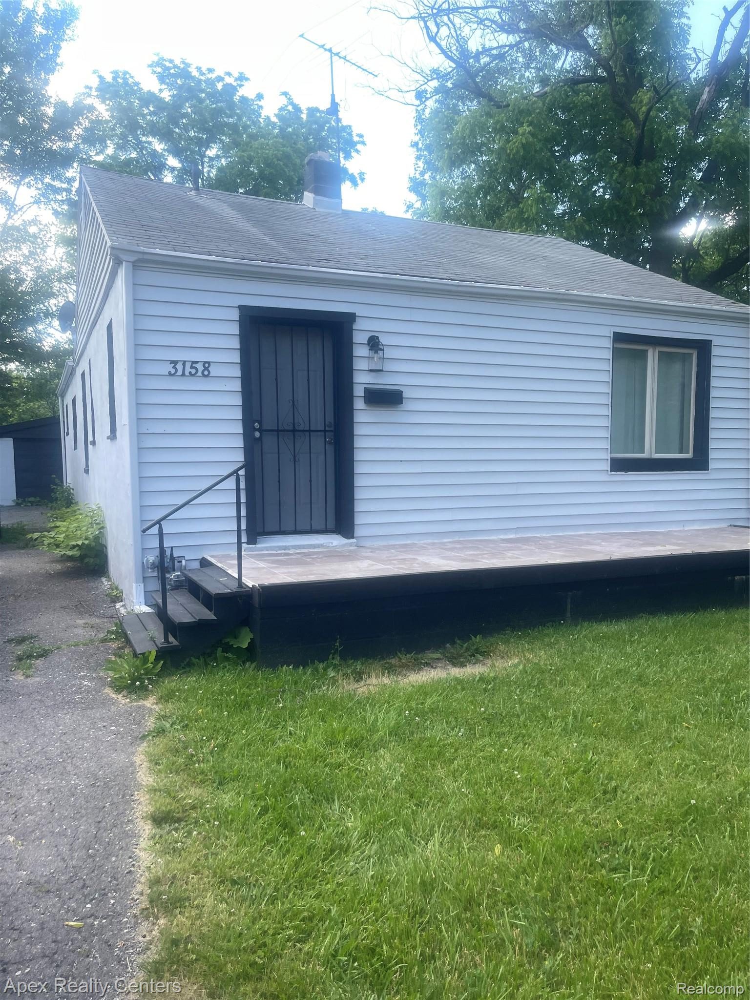 3158, Hickory, Inkster, Michigan, 48141