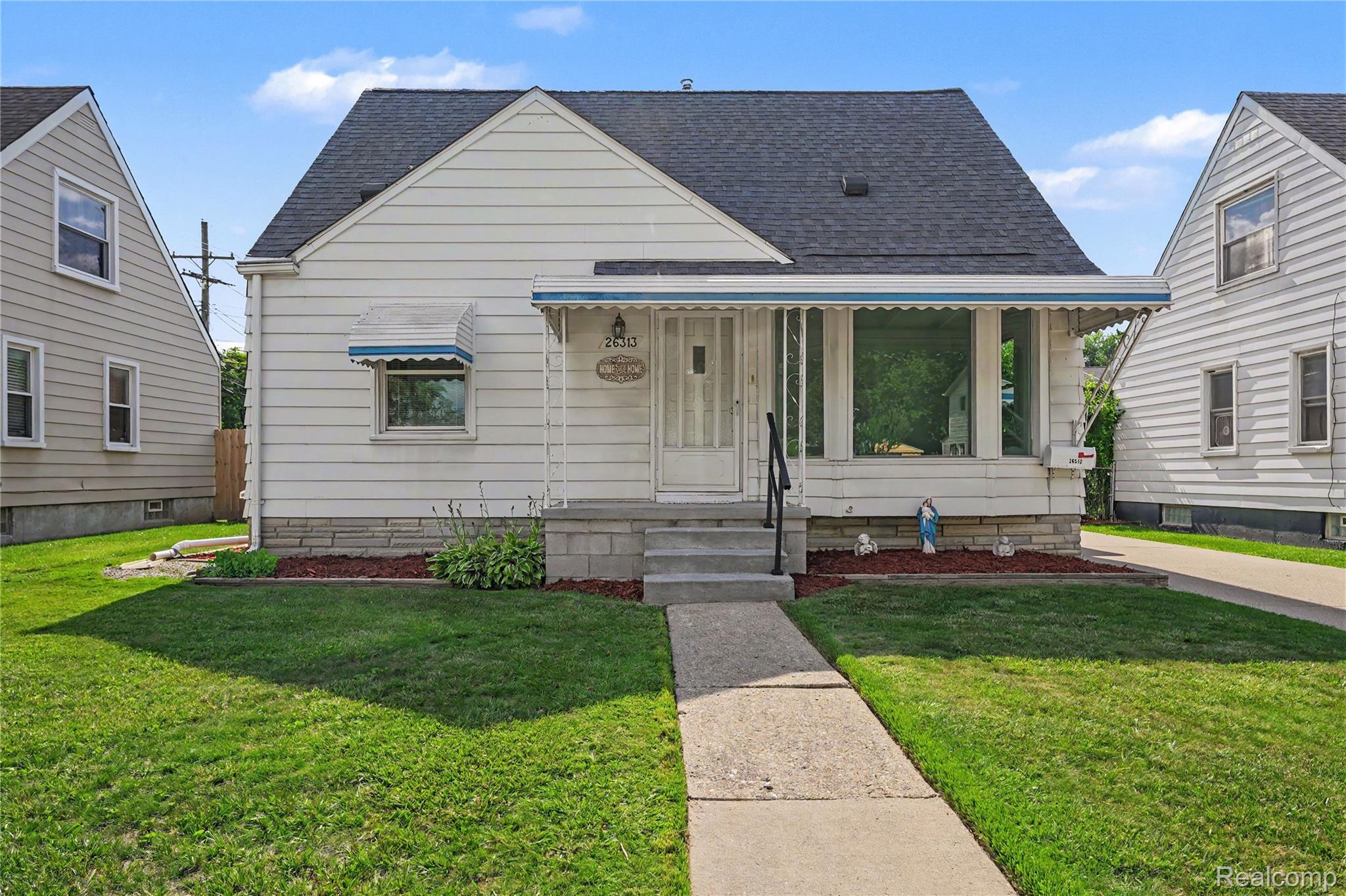26313, Delton, Madison Heights, Michigan, 48071