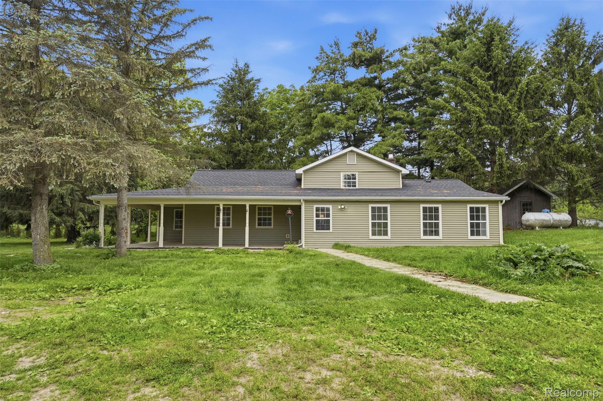 8573, Lovejoy, Byron, Michigan, 48418