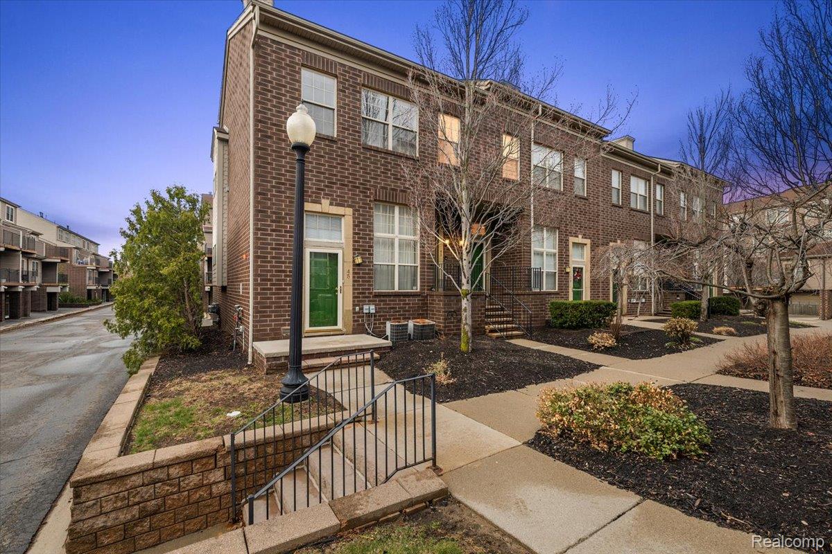 43, Georgetown, Dearborn, Michigan, 48126