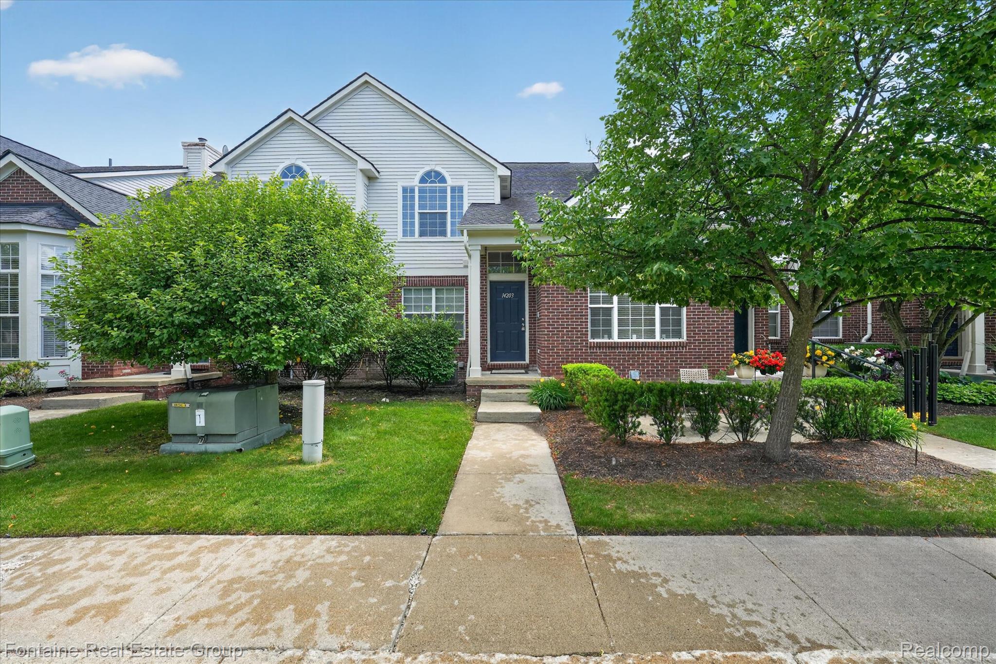 14203, Adri, Walled Lake, Michigan, 48390