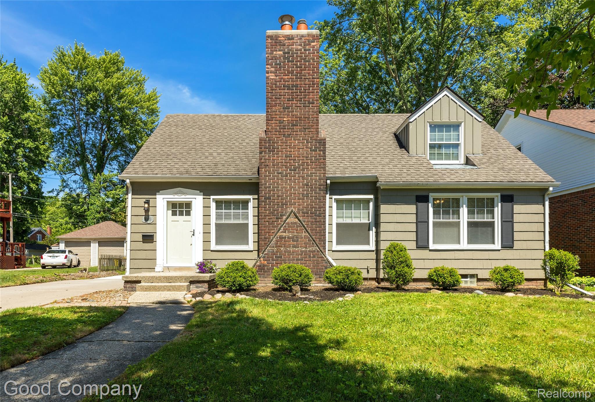 880, Notre Dame, Grosse Pointe, Michigan, 48230