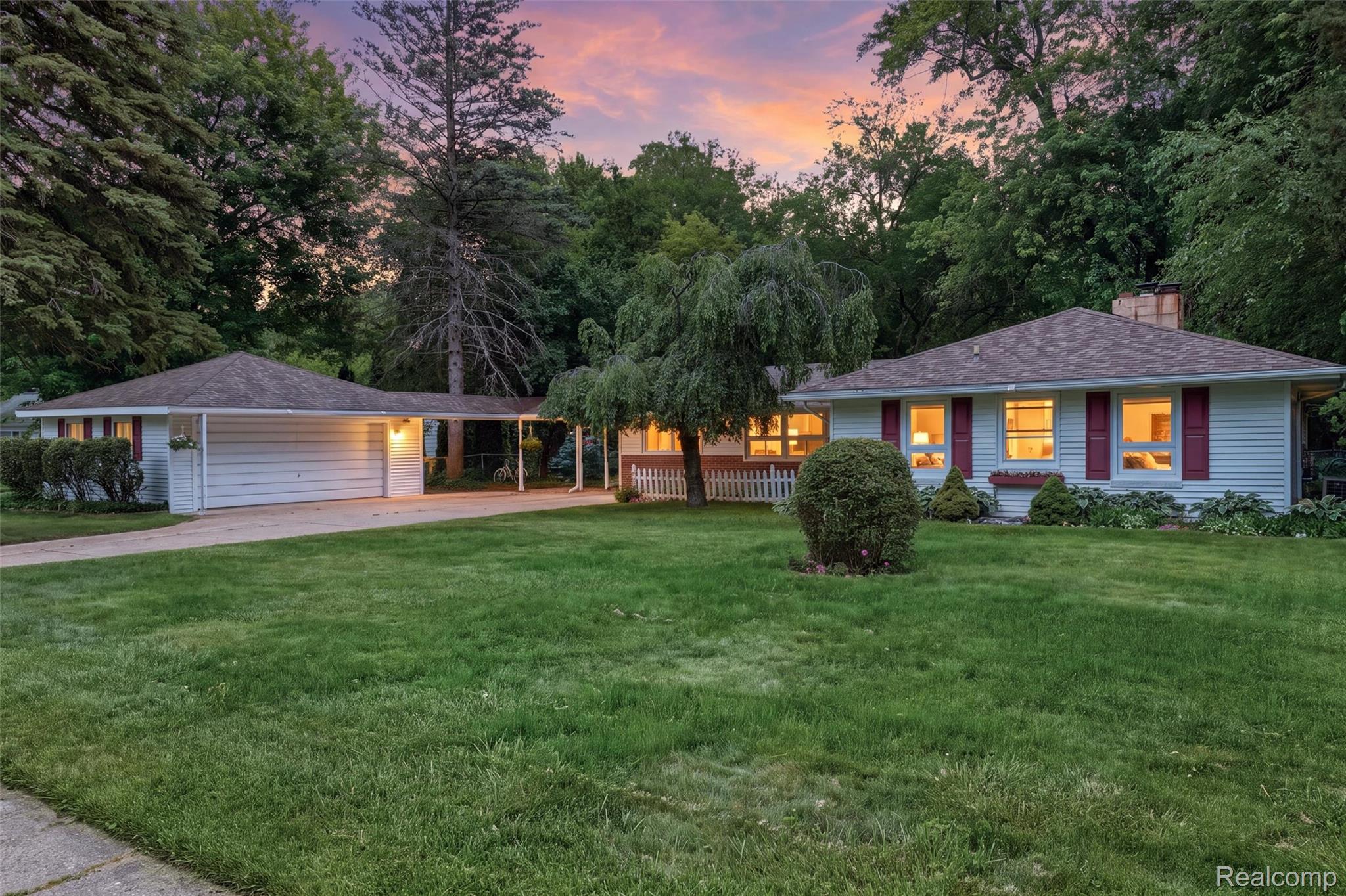 32425, Cloverdale, Farmington, Michigan, 48336