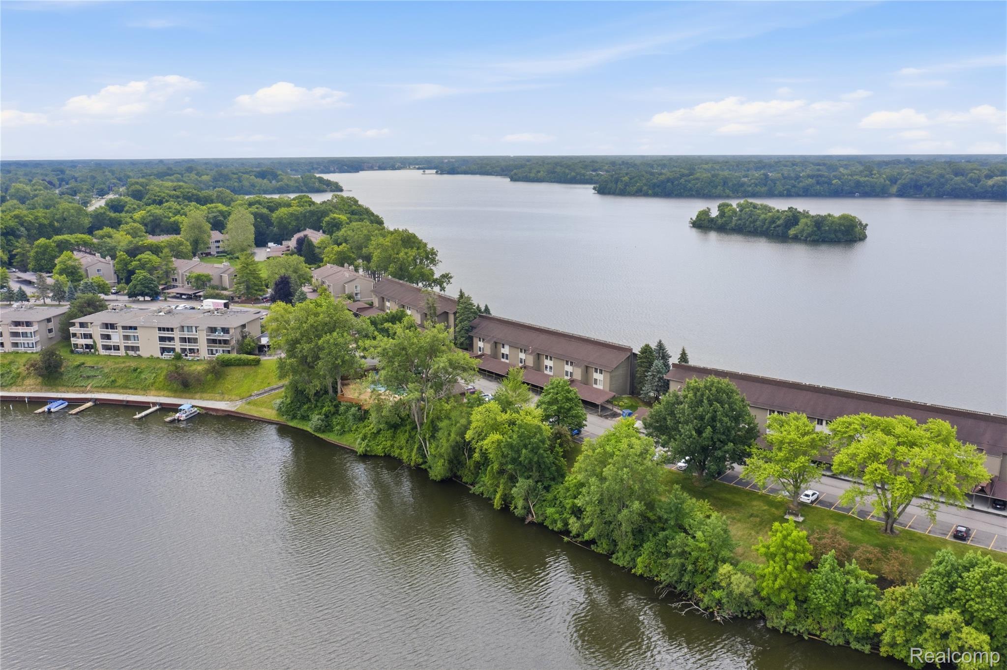 1695, Cliffs, #302, Ypsilanti, Michigan, 48198