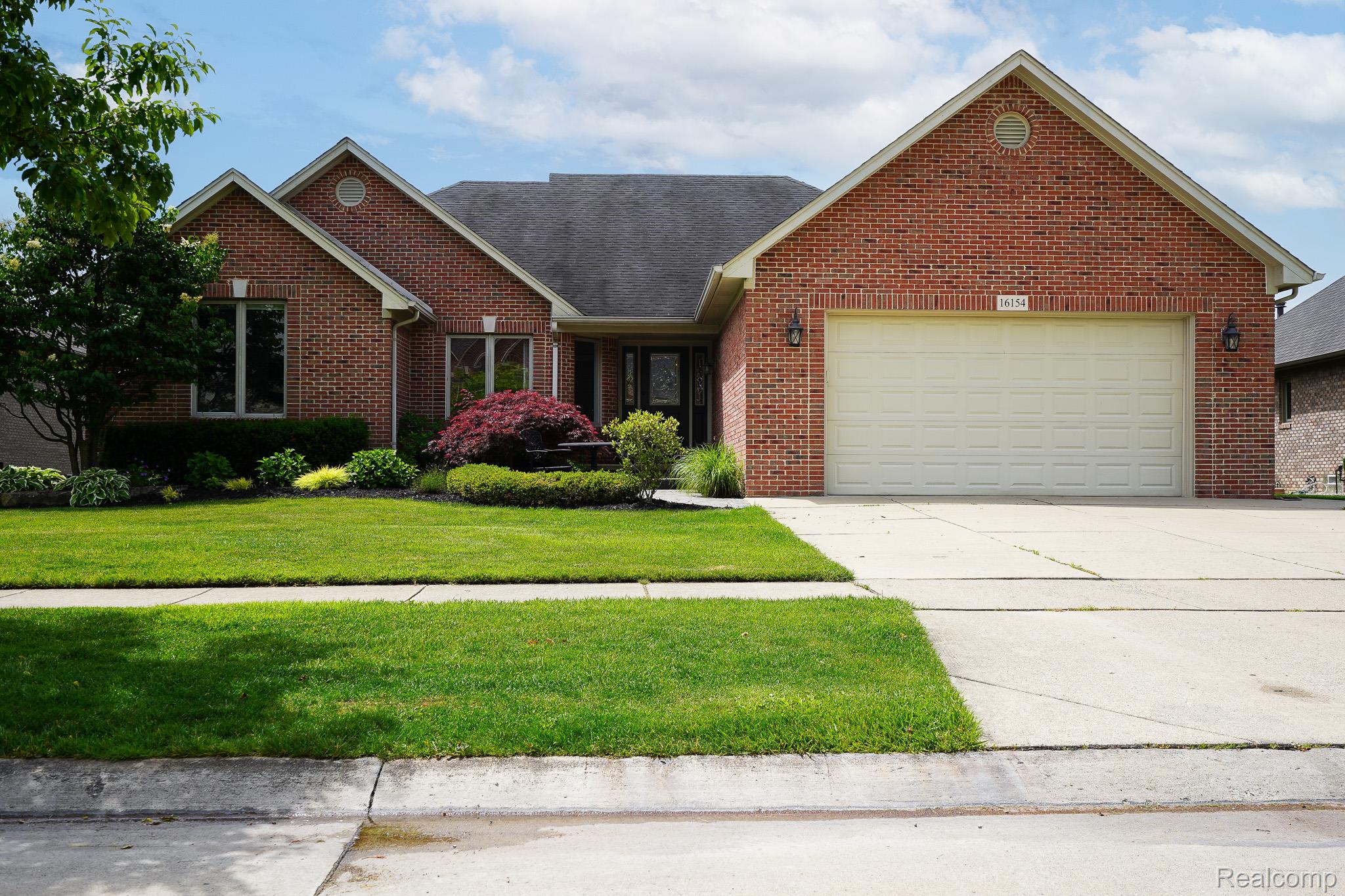 16154, White Water, Macomb, Michigan, 48042