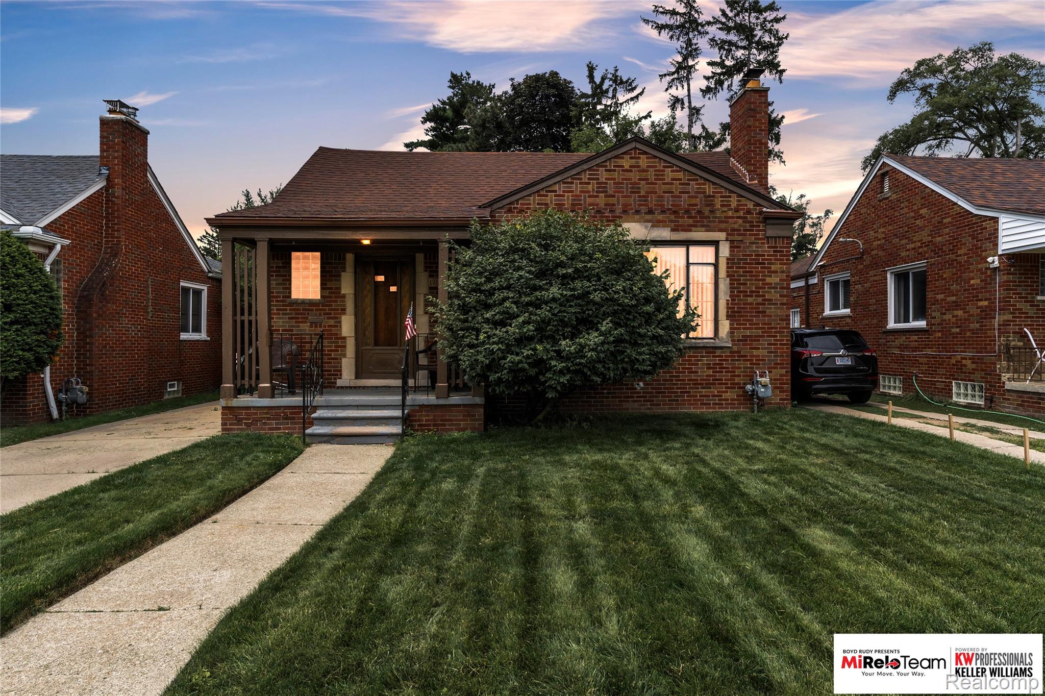 17585, Whitcomb, Detroit, Michigan, 48235