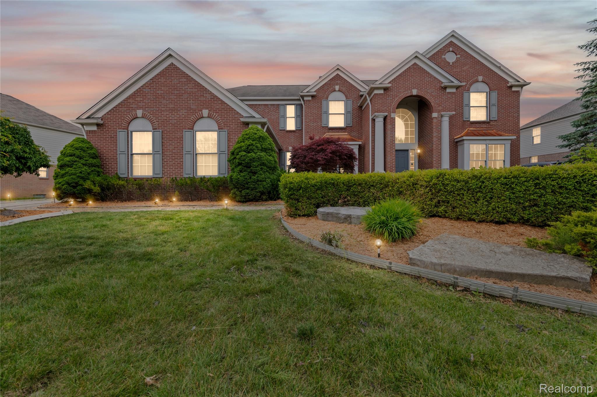 1885, Wyngate, Troy, Michigan, 48098
