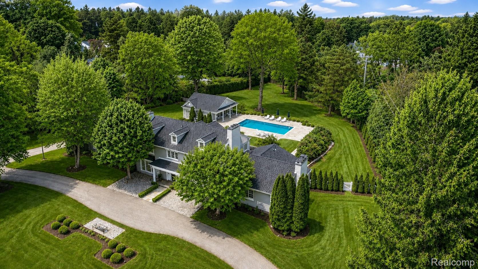 232, Guilford, Bloomfield Hills, Michigan, 48304