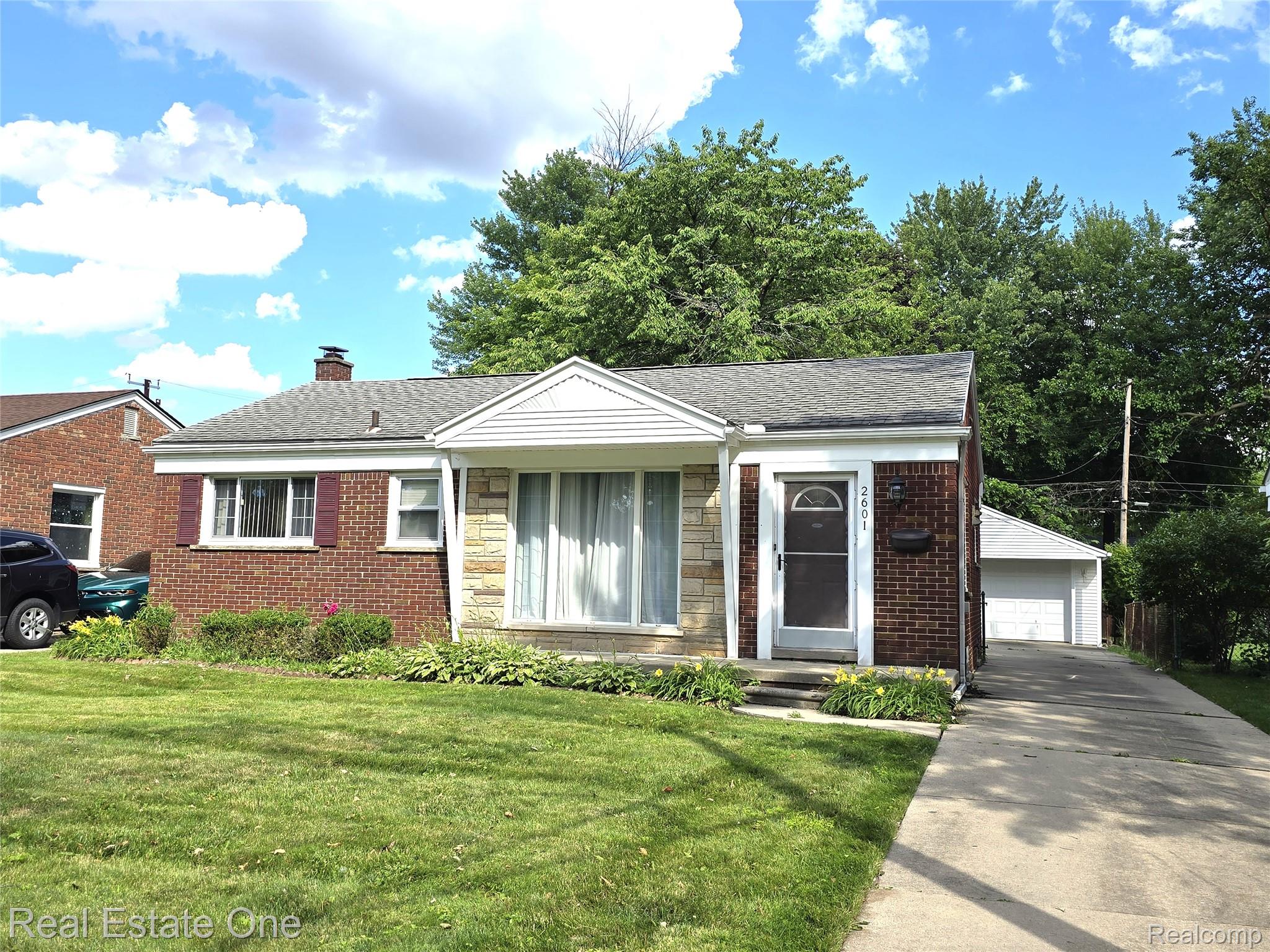2601, Woodside, Dearborn, Michigan, 48124