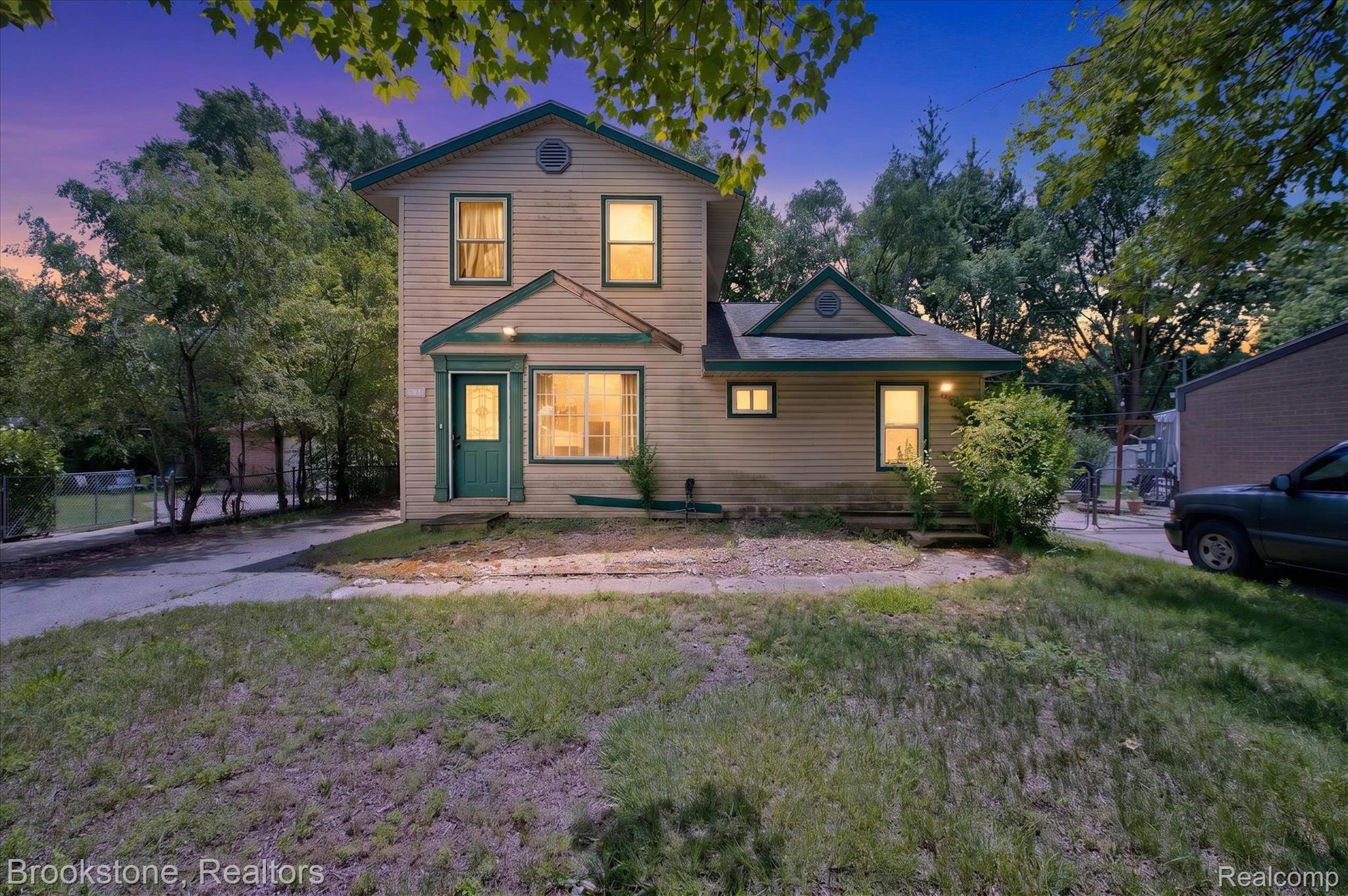 34637, Fairchild, Westland, Michigan, 48186