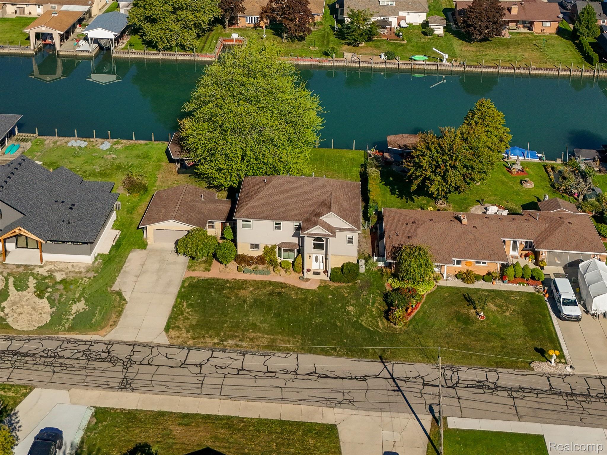 7214, Cardinal, Clay, Michigan, 48001