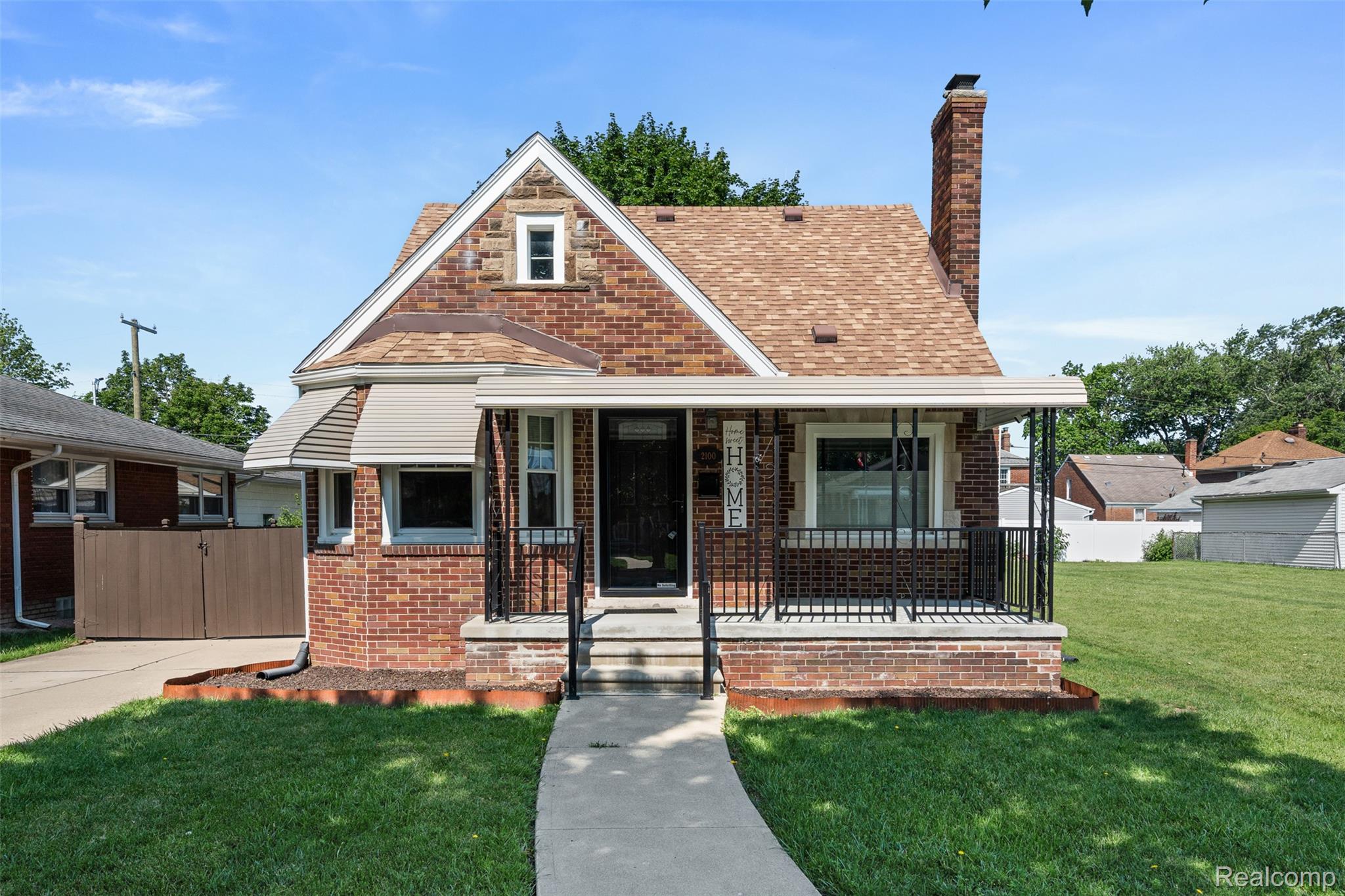 2100, 21st, Wyandotte, Michigan, 48192