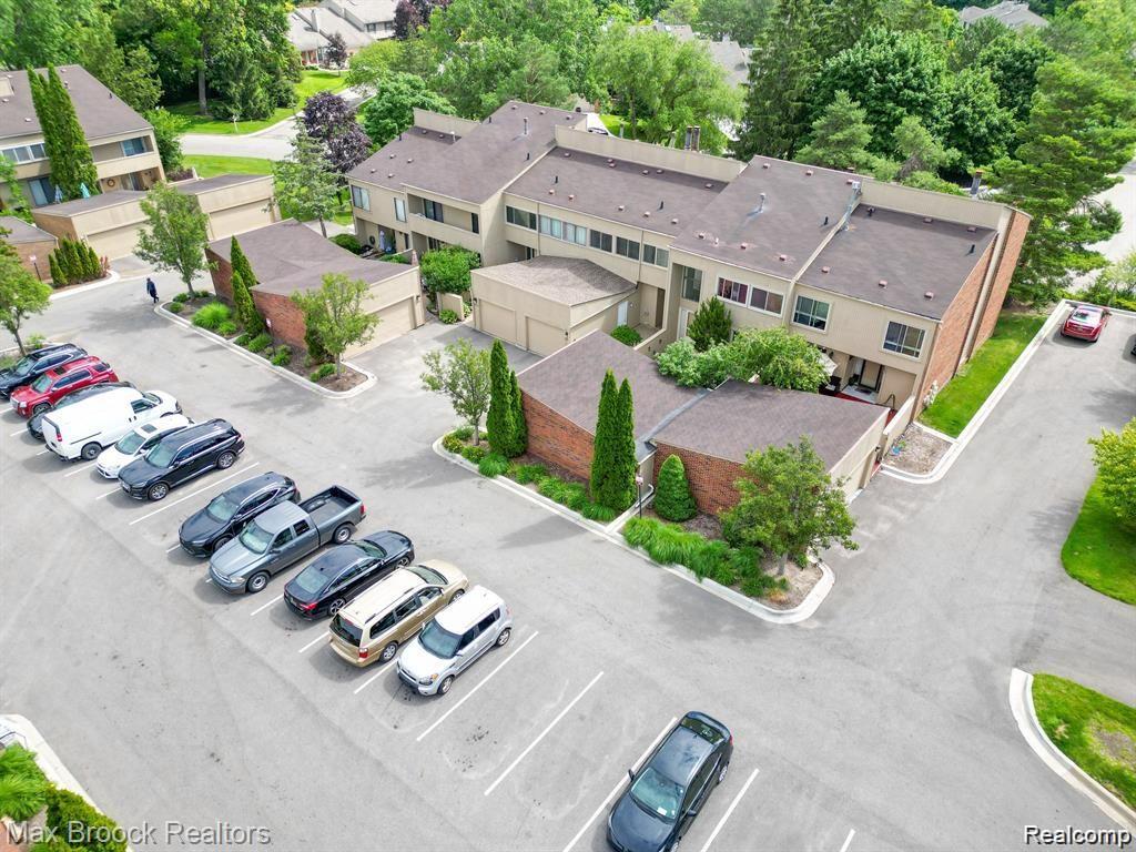 7422, AZALEA, West Bloomfield, Michigan, 48322