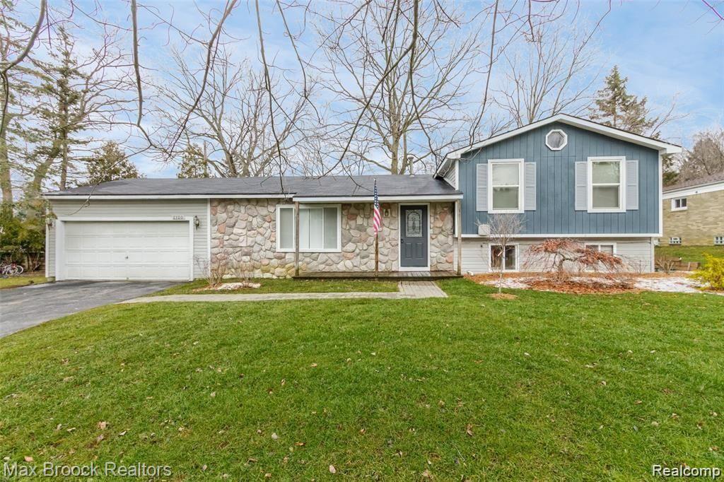2120, DAINTREE, West Bloomfield, Michigan, 48323