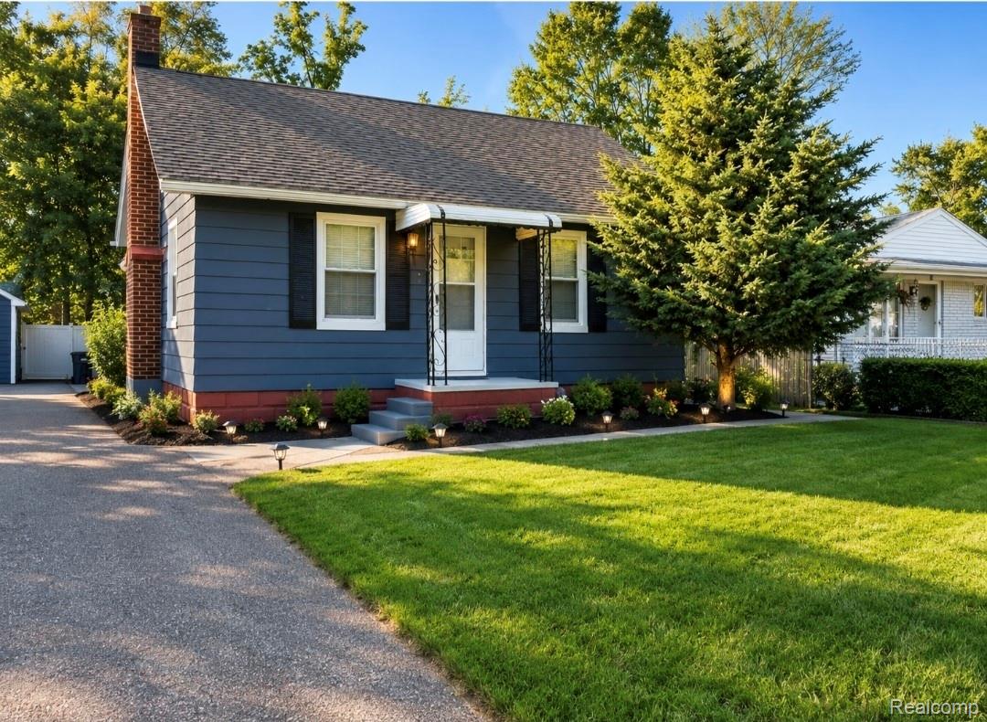 71, Biltmore, Troy, Michigan, 48084